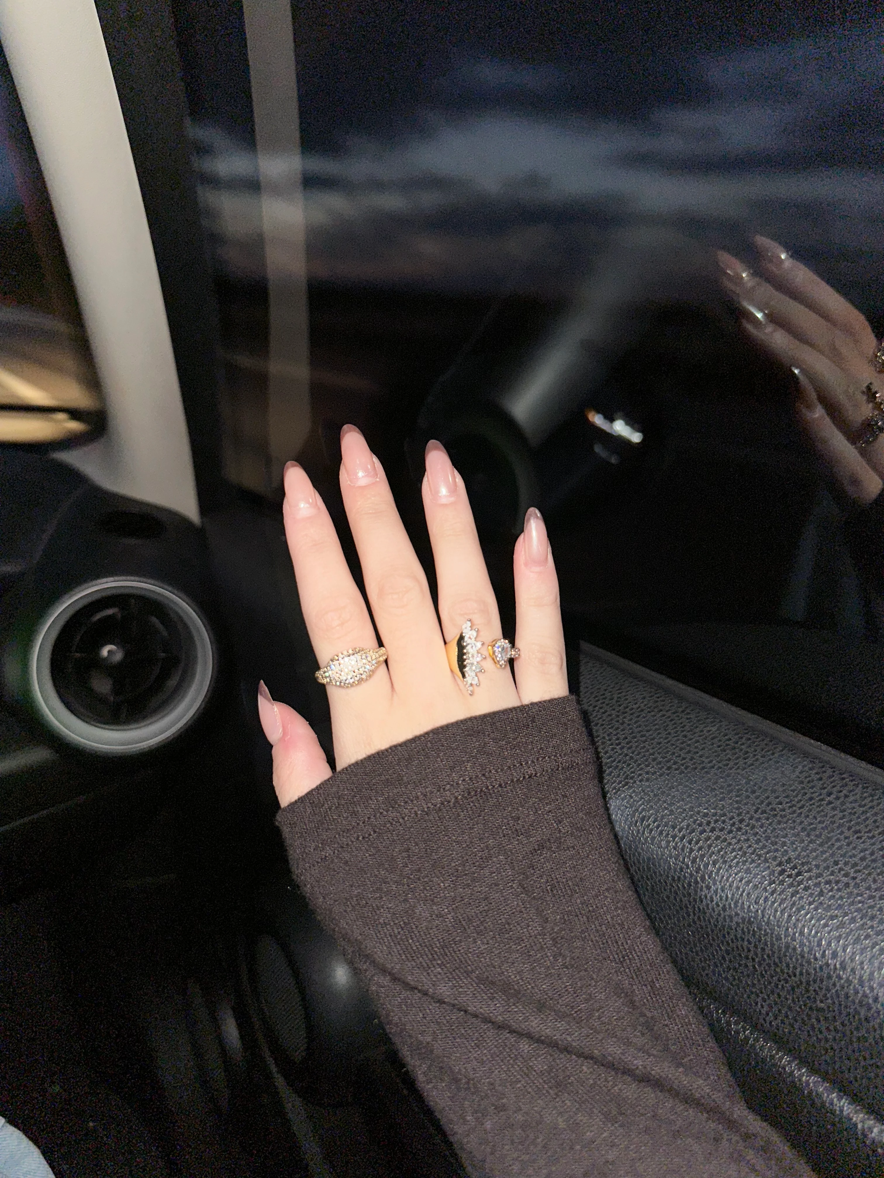 Damla taş detaylı tasarım yüzük 1