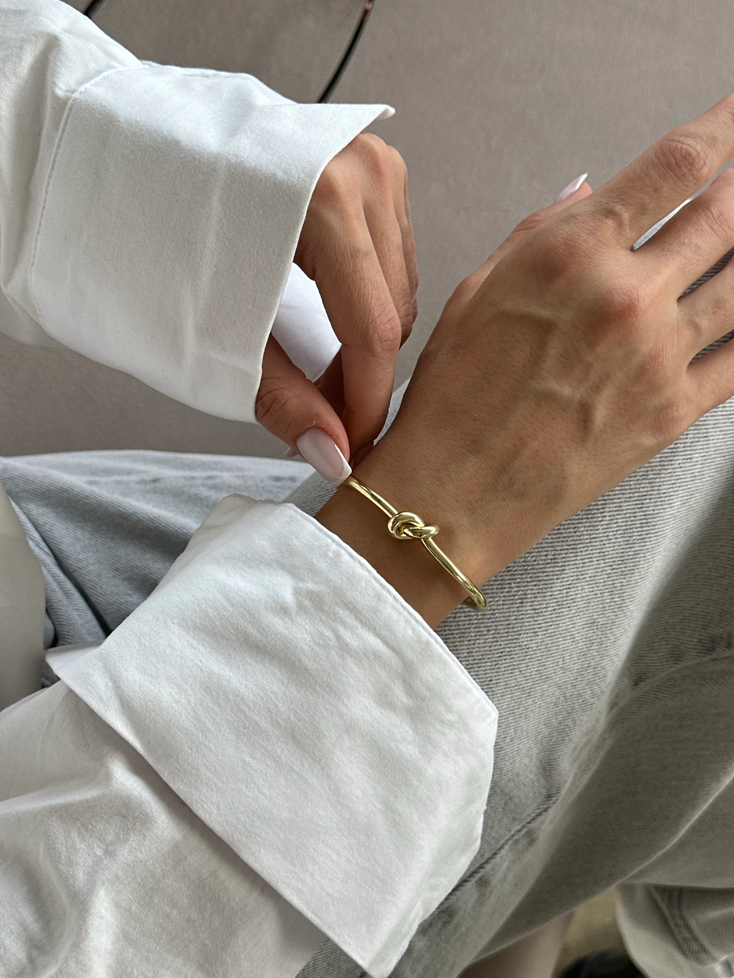 Düğüm detaylı ayarlanabilir bileklik 