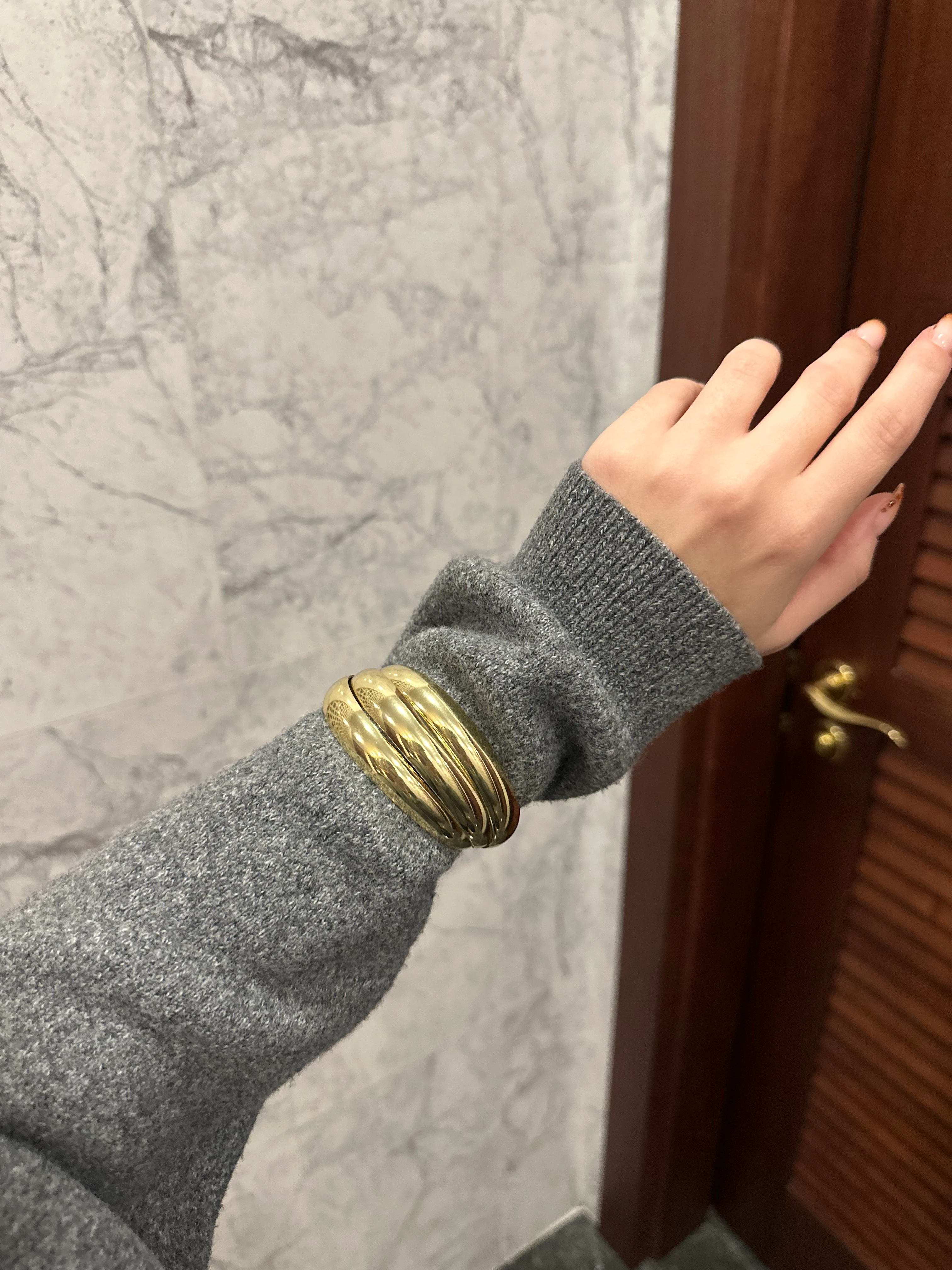 Üçlü bubble ayarlanabilir kelepçe 