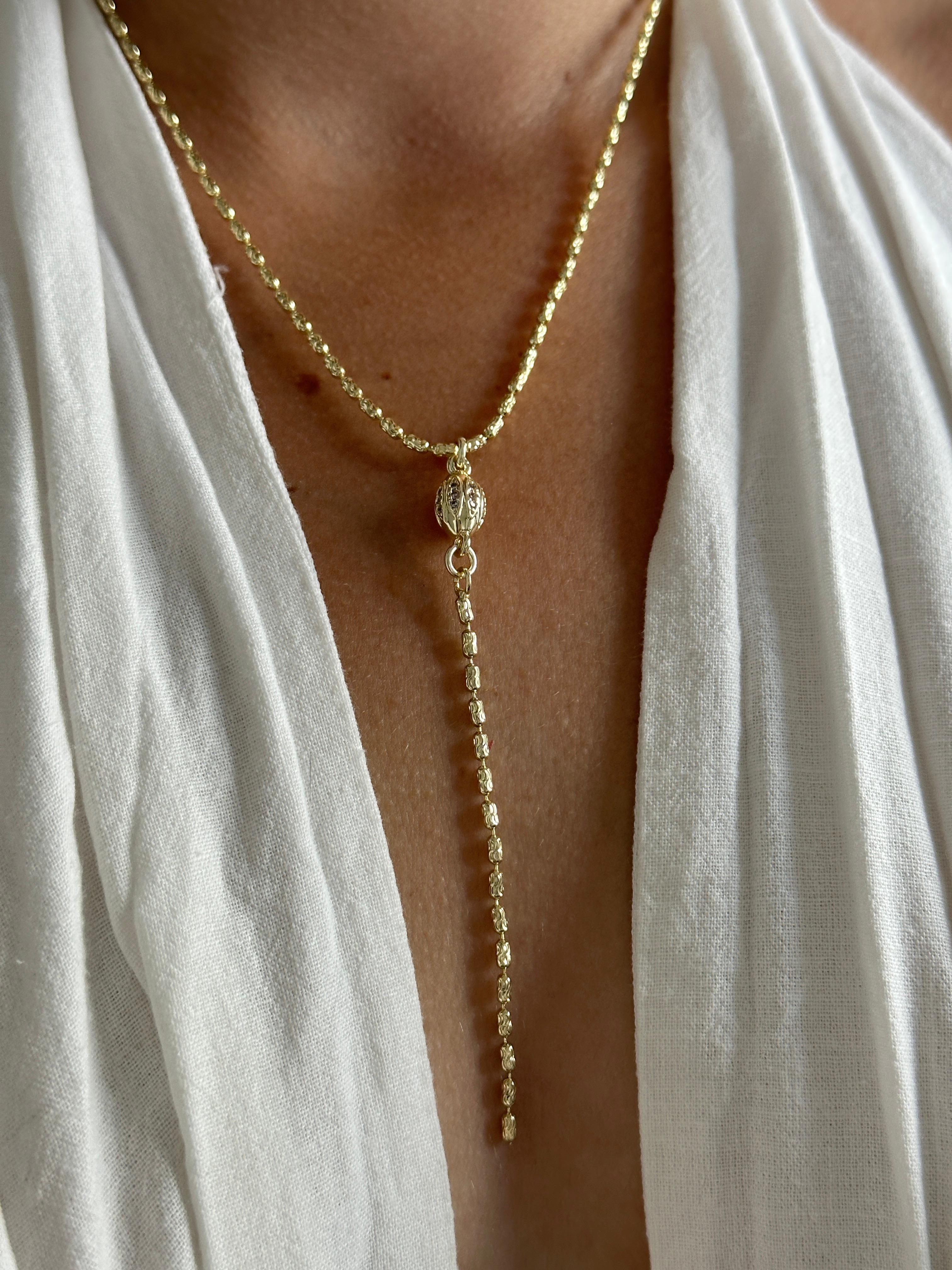 Tasarım dekolte kolyesi 