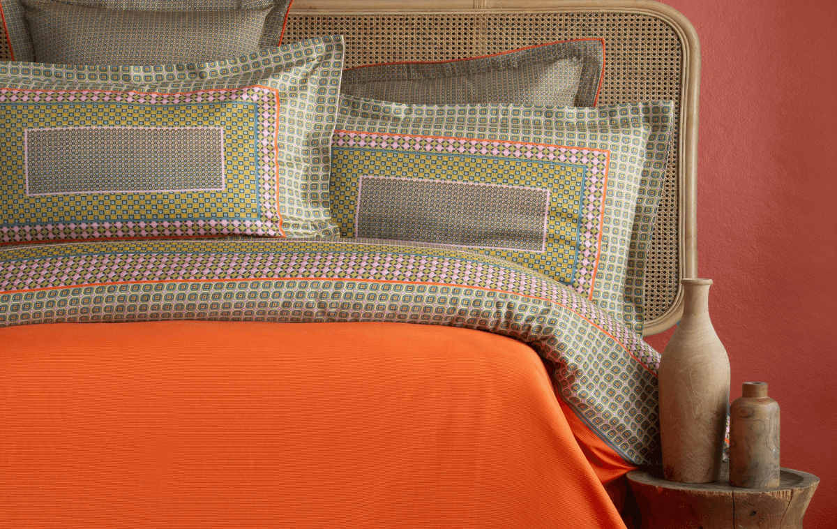Apricitas Regina Çift Kişilik Elegance Saten Nevresim Takımı Turuncu