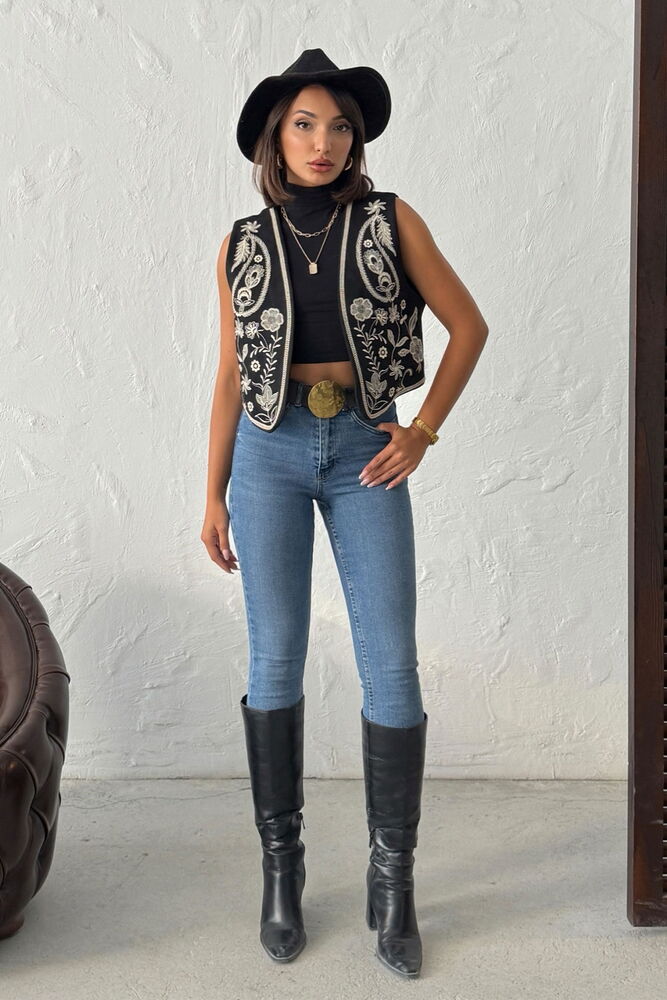 İşlemeli Süet Yelek – Western Tarz Şıklık - Siyah