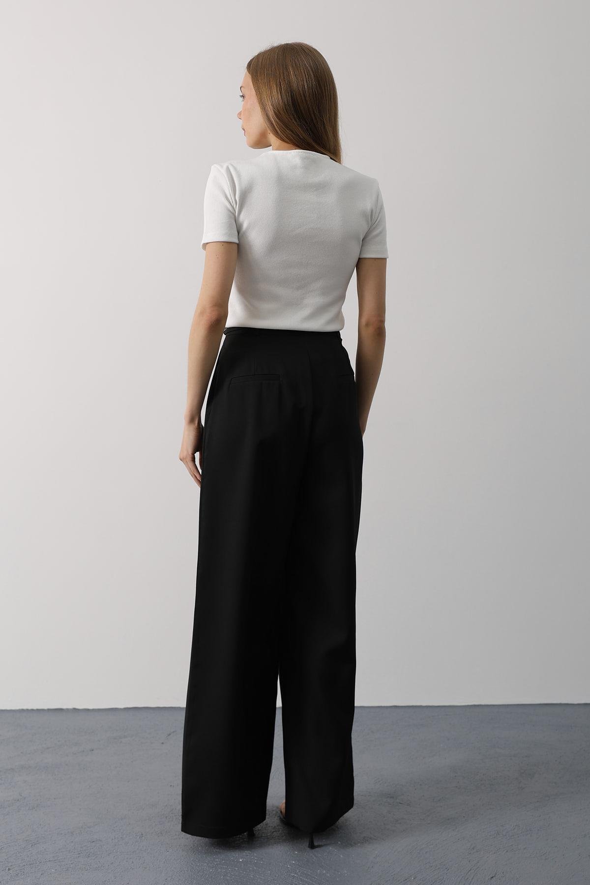 Pileli Bağcıklı Oversize Pantolon