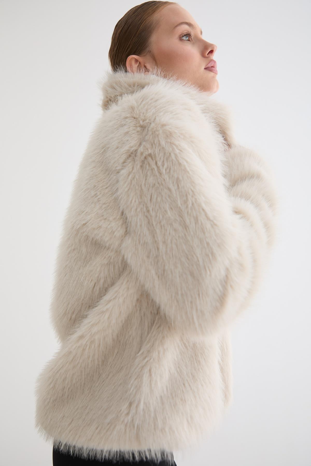 Kürklü Uzun Kollu Mont - Taş