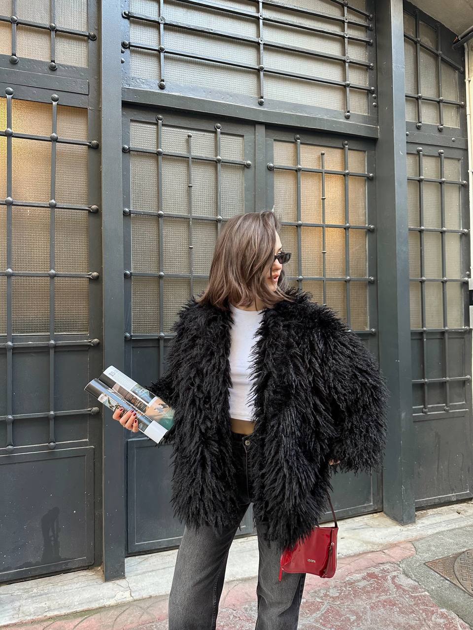 Deve Tüylü Teddy Kürk Büyük Boy Mont - Siyah