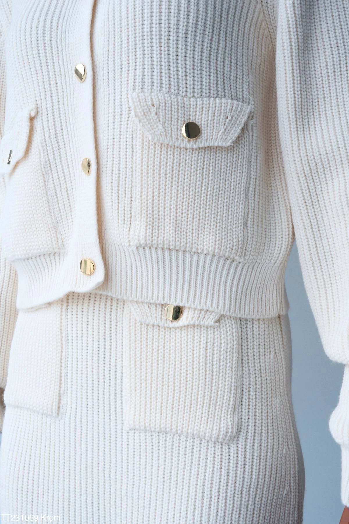 Gold Düğmeli Triko Mini Etek ve Hırka Takımı