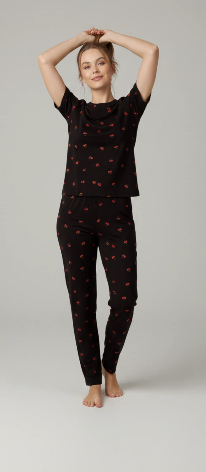 Kiraz Baskılı Çizgili Kısa Kollu Pijama Takımı