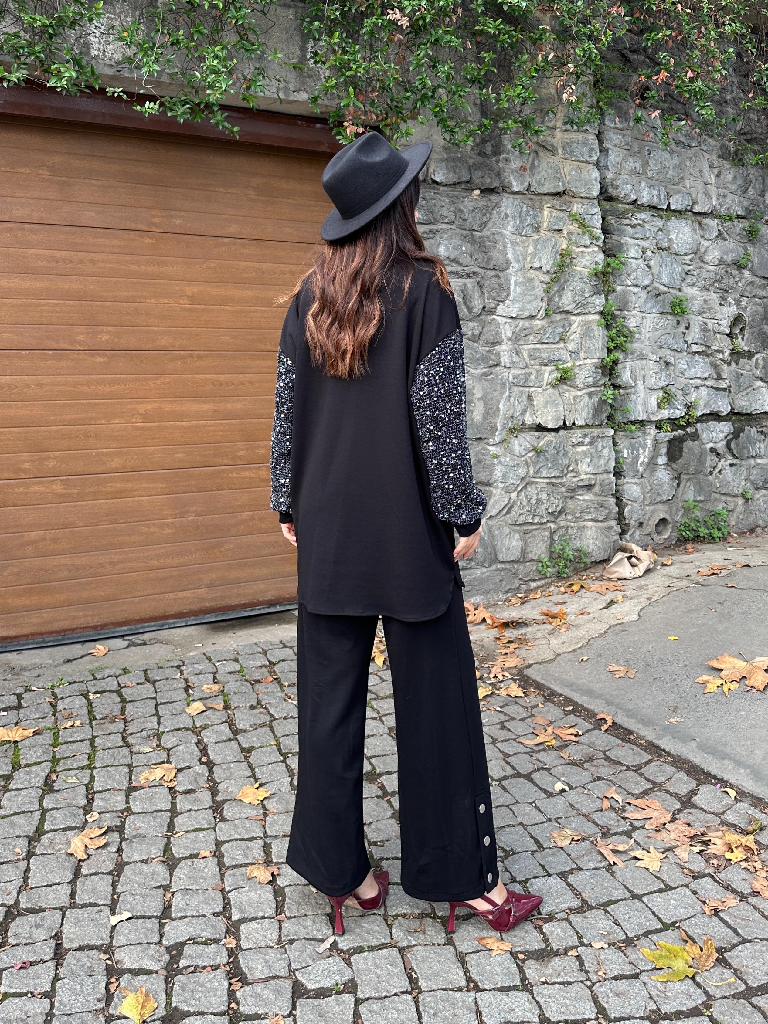 Kadın Siyah Payetli Kol Detaylı Uzun Tunik Kazak Yarım Fermuarlı Bol Kesim