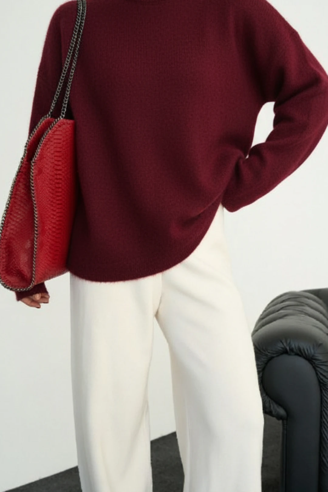 Tüylü Örgü Büyük Boy Yuvarlak Yaka Kazak Uzun Kollu Süveter - Bordo