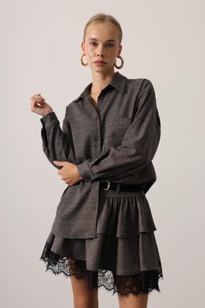 Kemerli Fırfırlı Mini Etek ve Oversize Gömlek Takım Dantel Detaylı Kışlık Şık