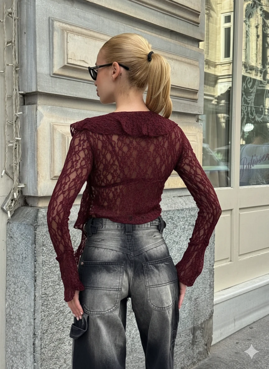 Siyah Dantel Bağlama Detaylı Bluz - Bordo