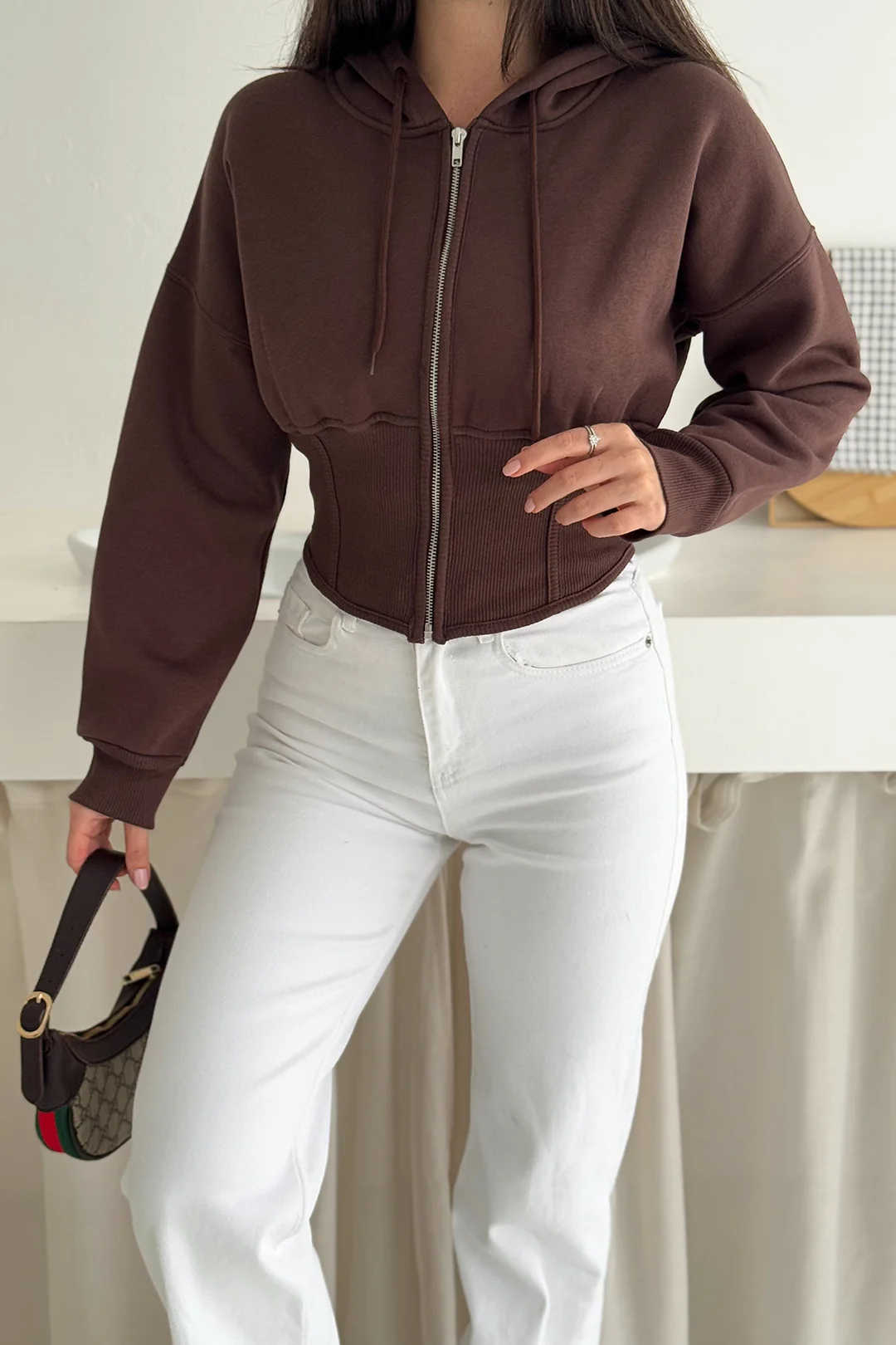 Kadın Siyah Fermuarlı Hoodie SWEAT – Minimal Sokak Ruhuyla - Kahverengi