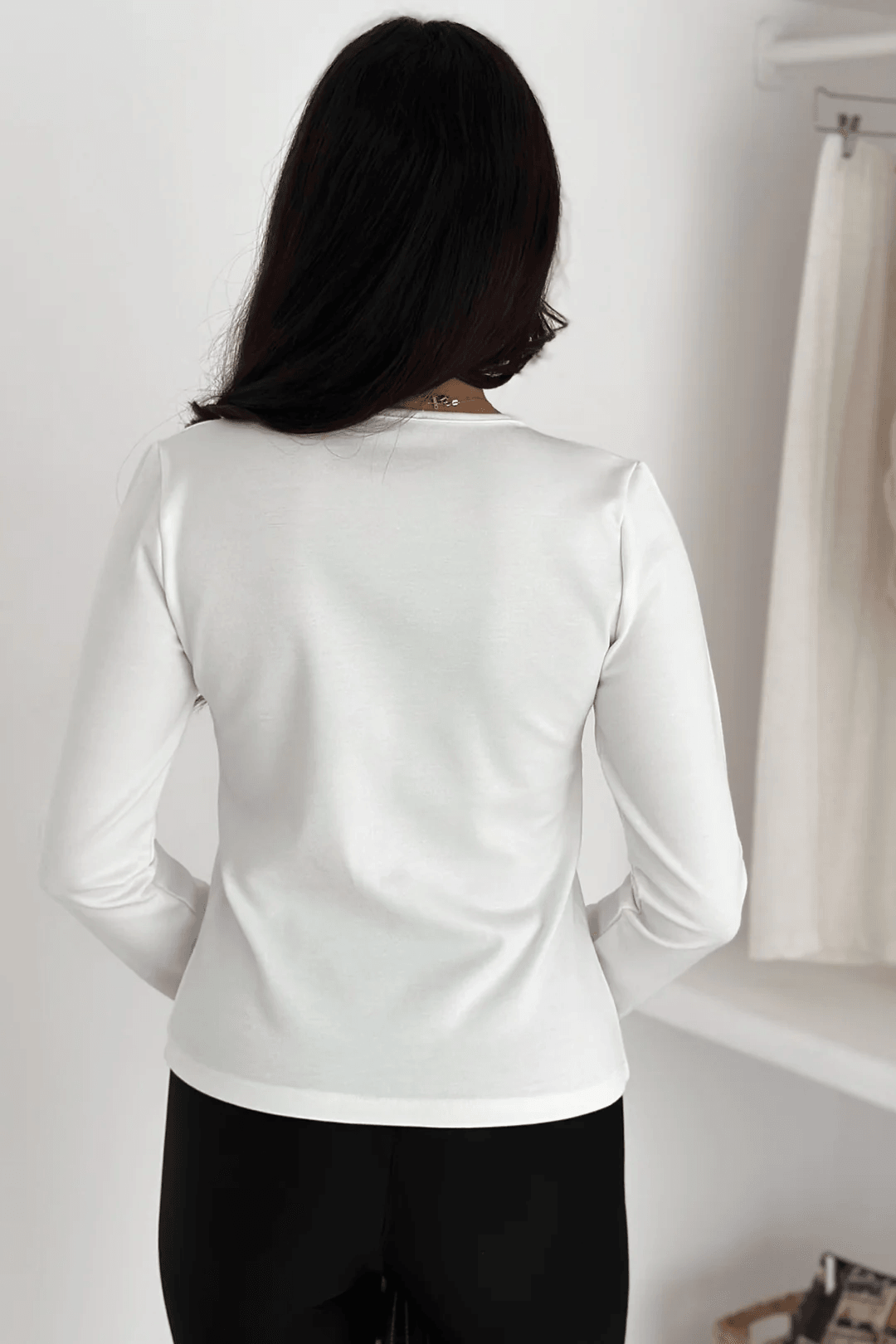 Kadın Düğme Detaylı Cepli Bluz – Karakterli & Modern Stil