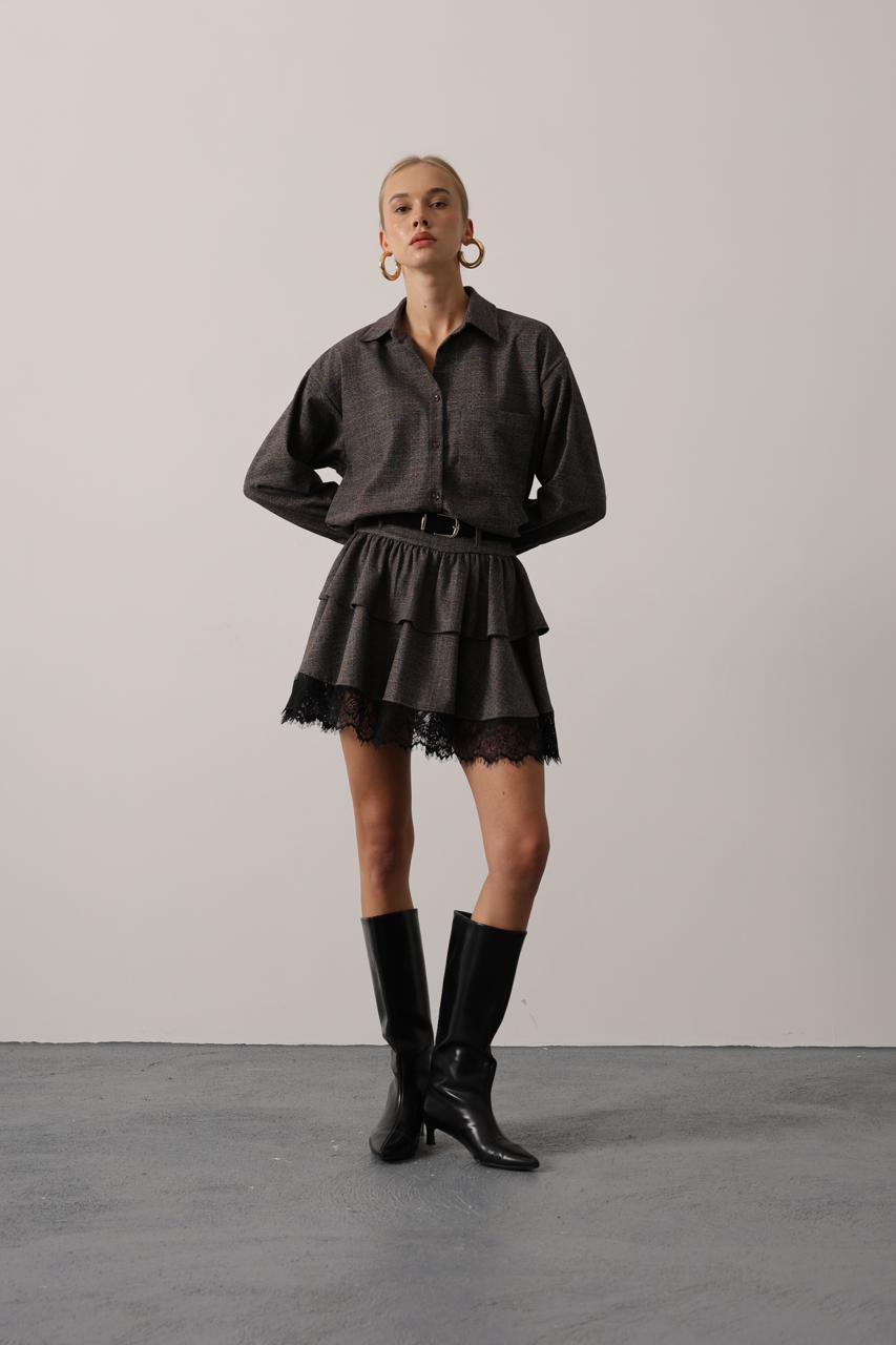 Kemerli Fırfırlı Mini Etek ve Oversize Gömlek Takım Dantel Detaylı Kışlık Şık