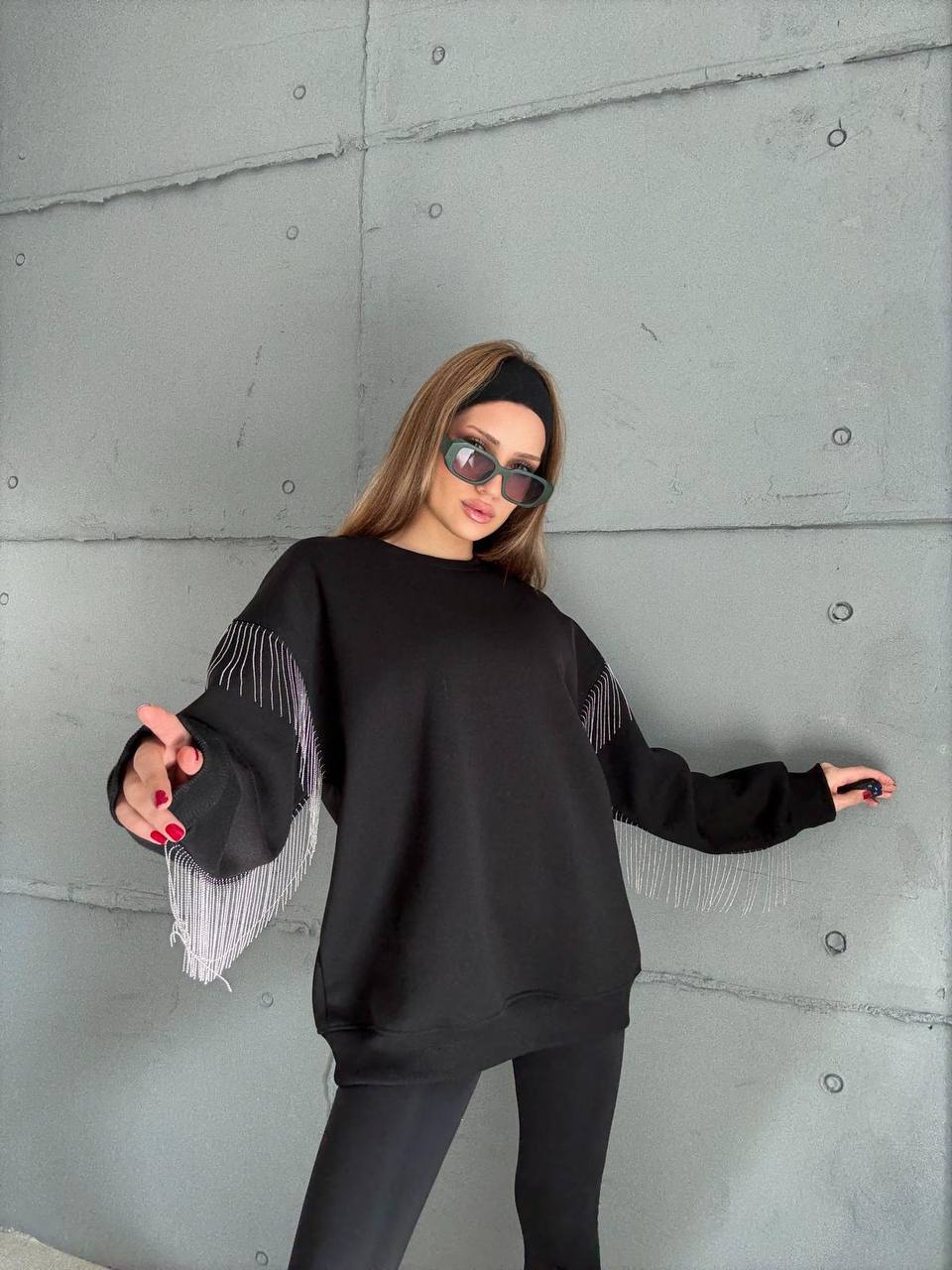 Püsküllü Uzun Kollu Sweat