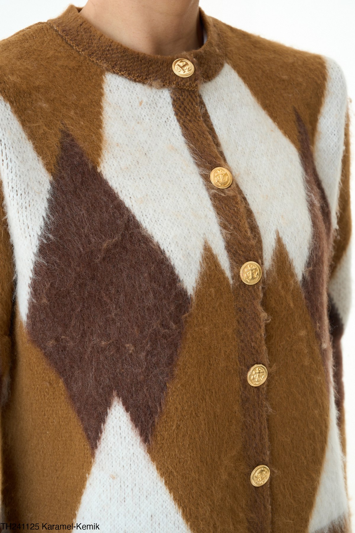 Altın Düğmeli Tüylü Örgü Argyle Hırka Kazak