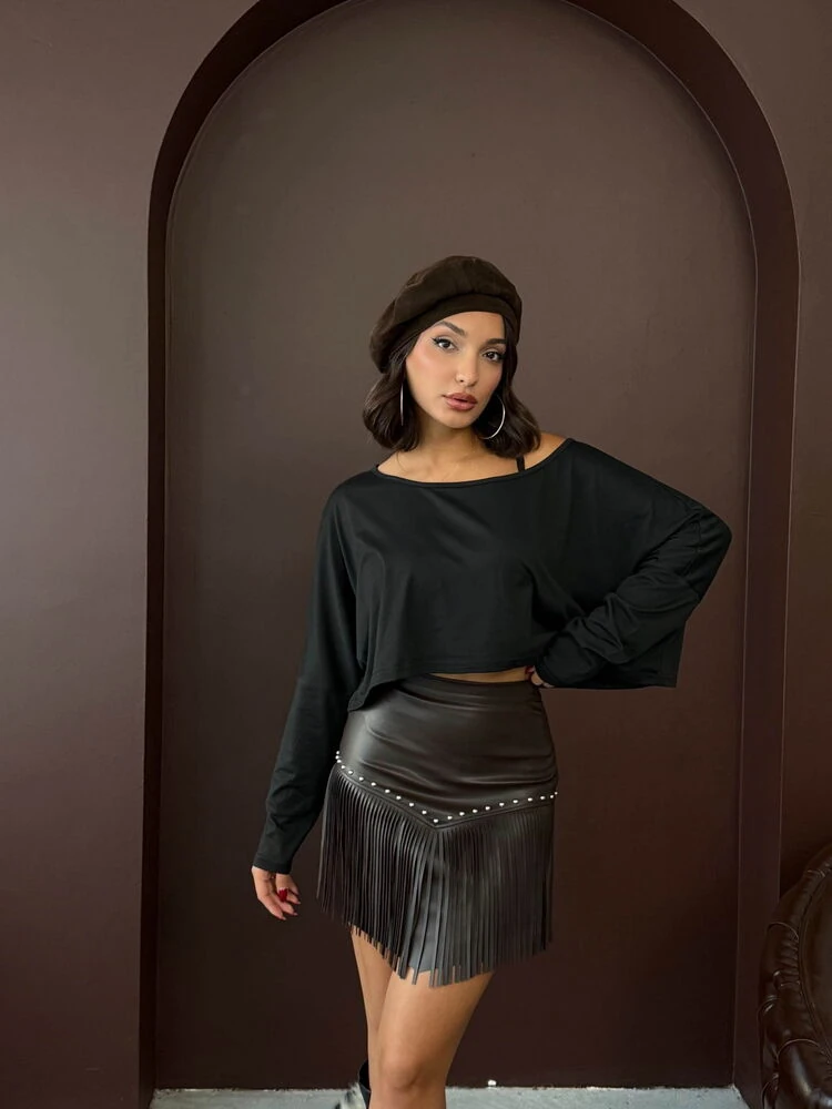 Kadın Püsküllü Mini Etek Zımbalı Deri Görünümlü Kısa Saçaklı Etek Siyah