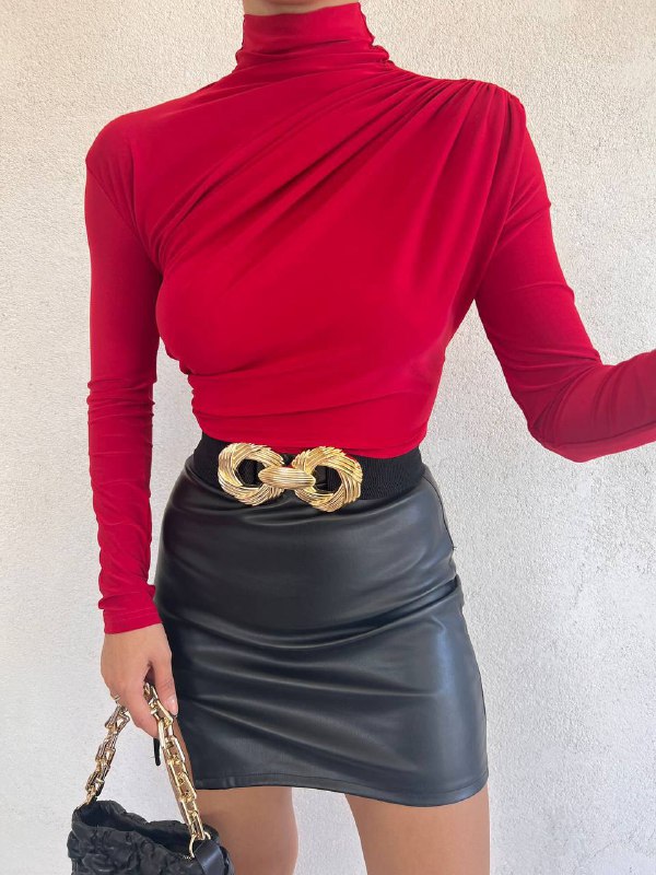 Kadın Yarım Boğaz Büzgülü Sandy Kumaş Bluz - Bordo