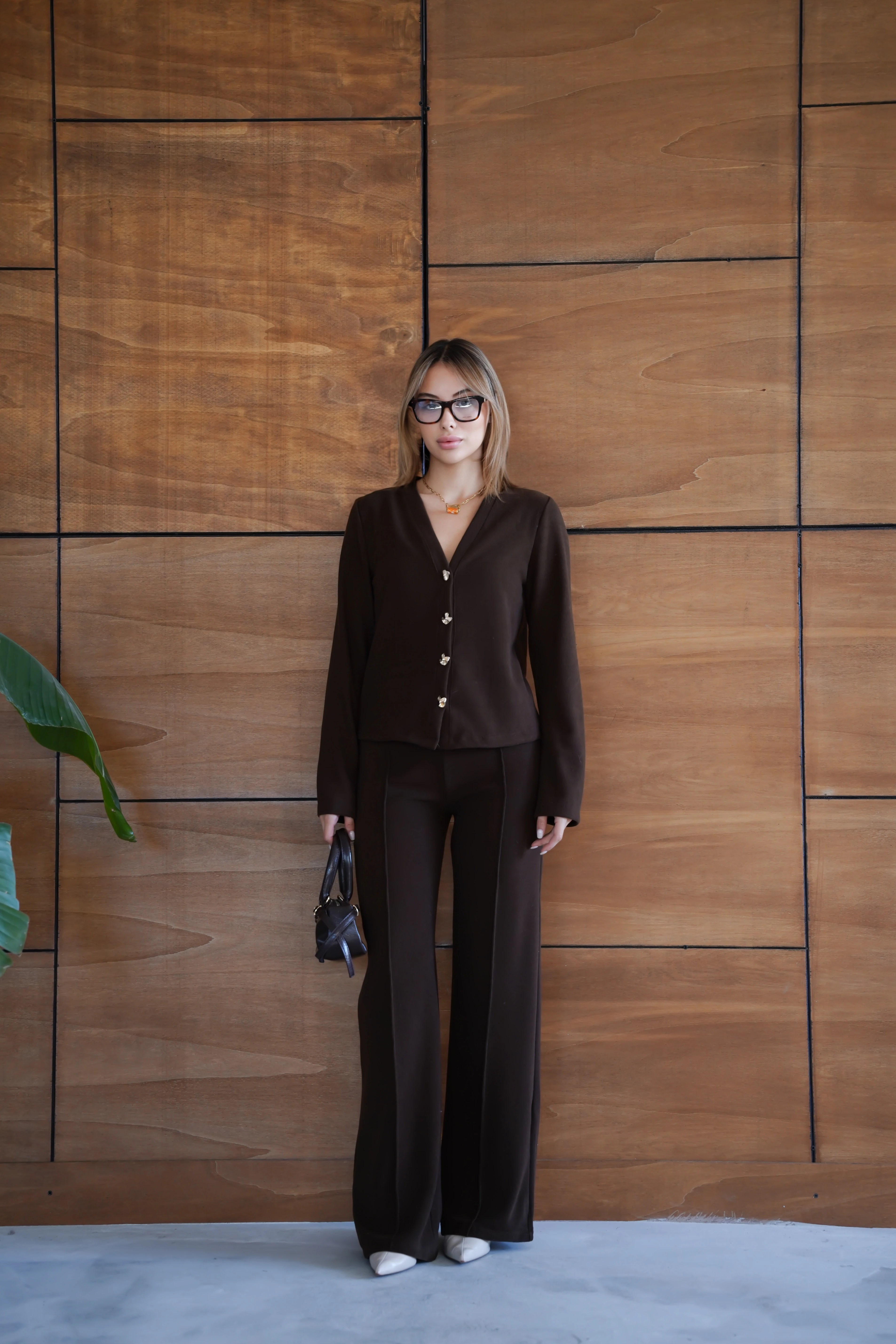 Selanik Kumaş Geniş Paça Düğmeli Ceketli Kadın Takım - Siyah