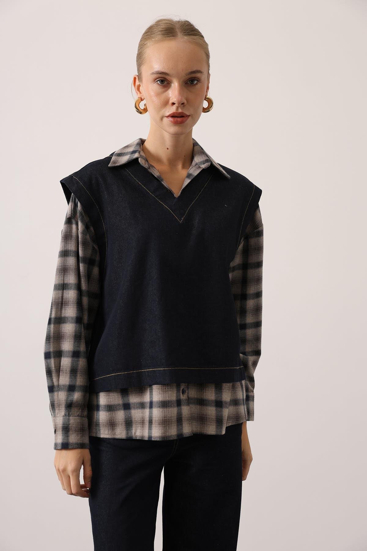 Kadın Denim İkili Takım V Yaka Kot Yelek ve Yüksek Bel Geniş Paça Pantolon Kot Takım