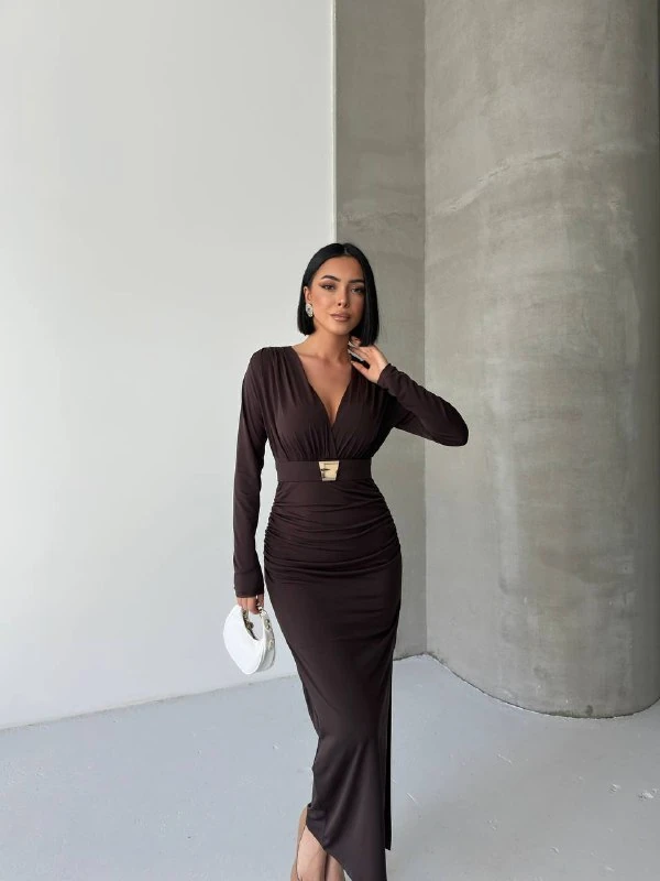 KRUVAZE AKSESUARLI MAXİ ELBİSE - Kahverengi