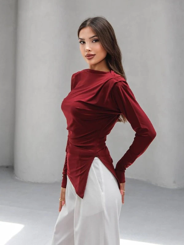ASIMETRIK KESIM VATKALI BLUZ - Bordo