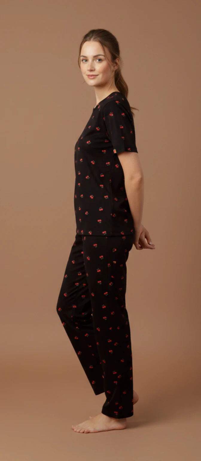 Kiraz Baskılı Çizgili Kısa Kollu Pijama Takımı