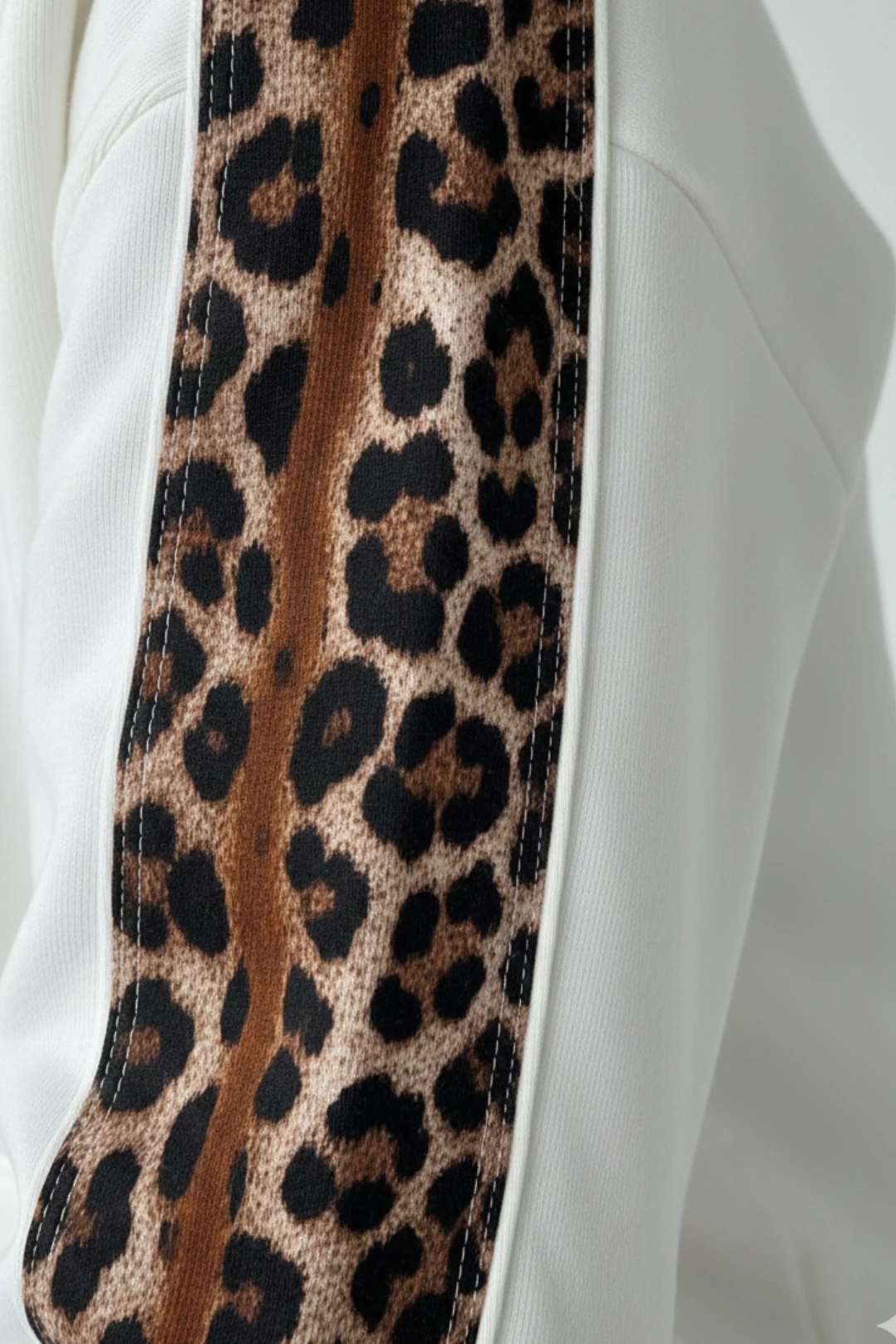  Leopar Detaylı Oversize Eşofman Takımı - Ekru