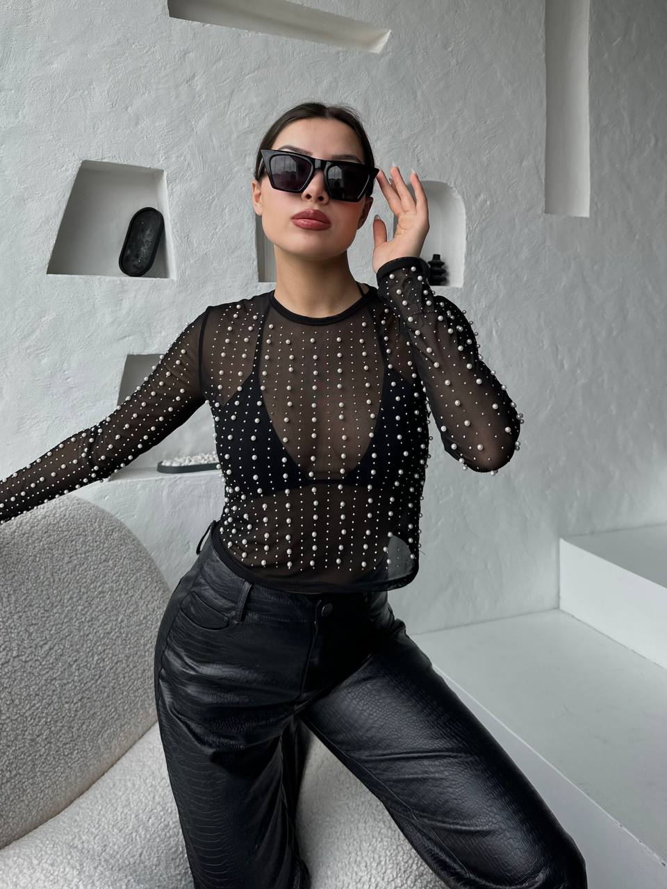 PARLAK TAŞ DETAYLI TÜL ÇITÇITLI SİYAH KADIN BODYSUİT