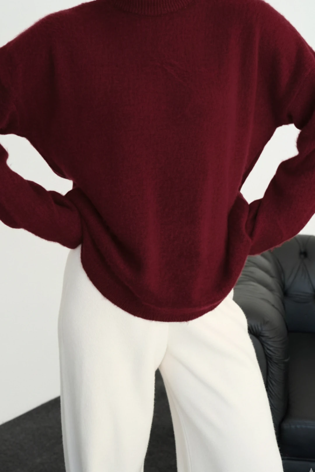 Tüylü Örgü Büyük Boy Yuvarlak Yaka Kazak Uzun Kollu Süveter - Bordo