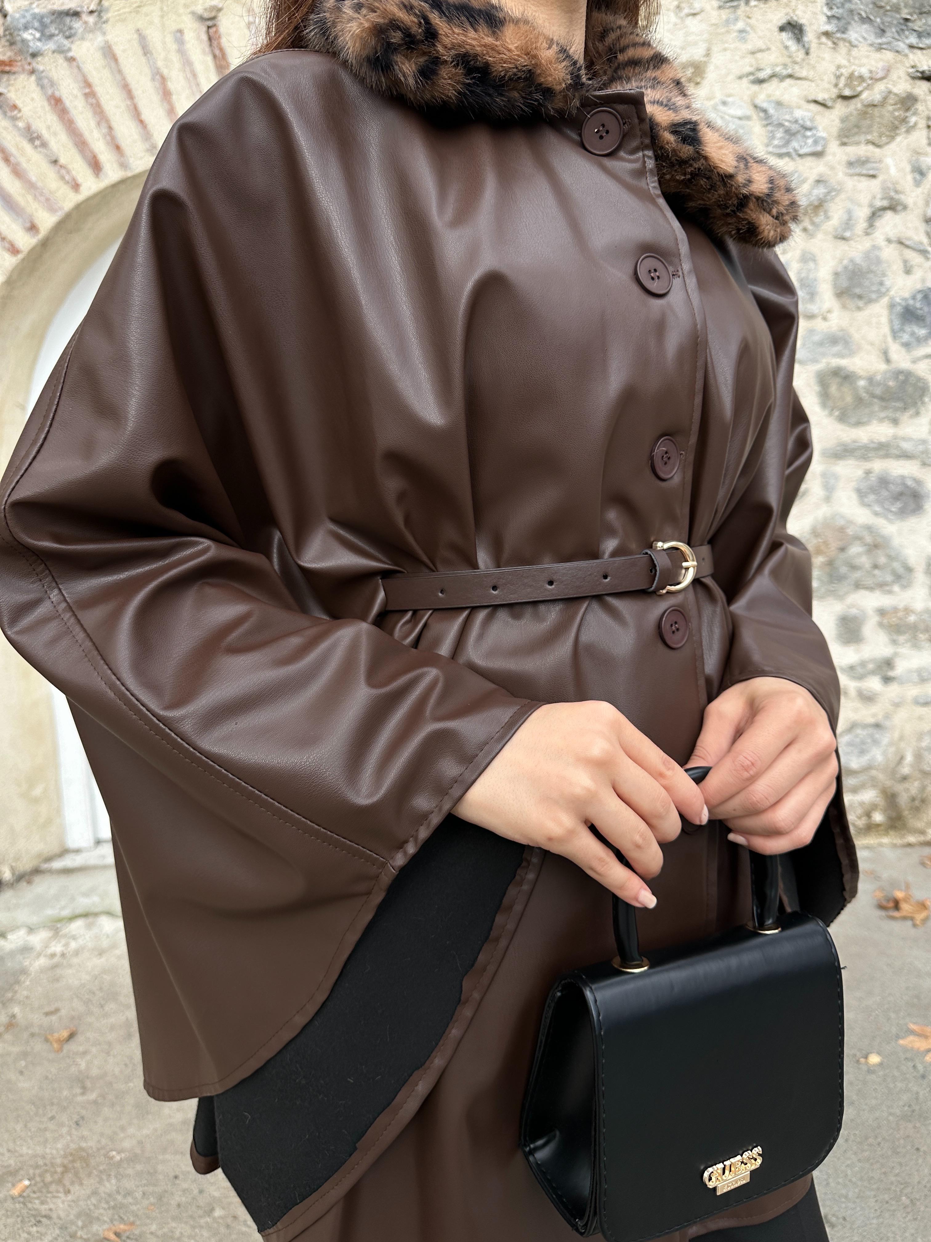 Leopar Kürk Yaka Deri Görünümlü Düğmeli Kemerli Abiye Panço Ceket Siyah - Kahverengi