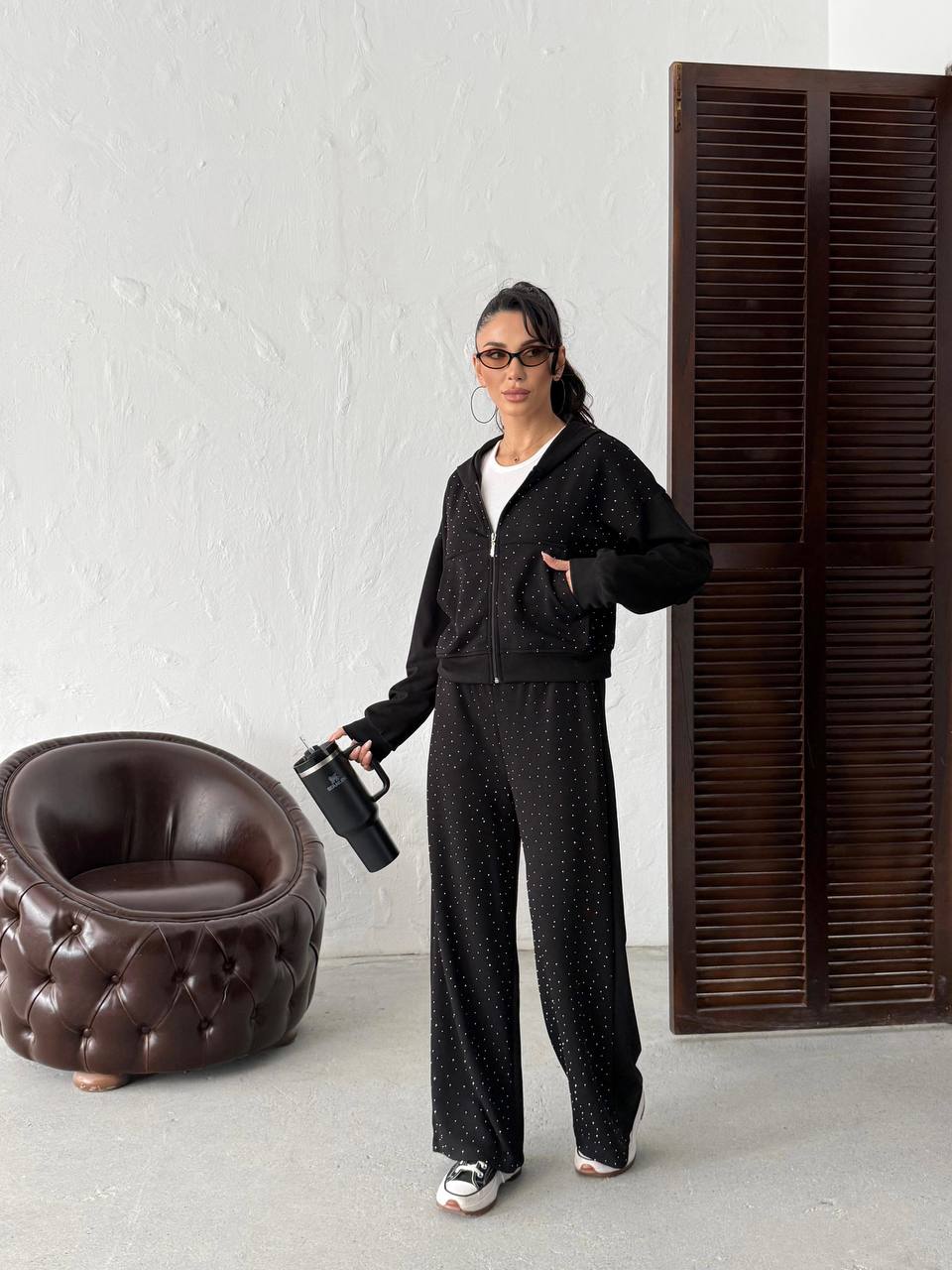 Taş İşlemeli Kapüşonlu Fermuarlı Boru Paça Kadın Eşofman Takımı - Siyah