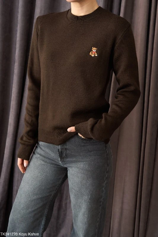 İşlemeli Teddy Ayıcık Detaylı Kadın Yuvarlak Yaka Örgü Kazak - Kahverengi