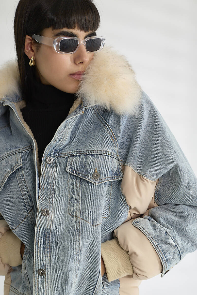 Kadın Kürk Yakalı Kot Ceket Şişme Puffer Detaylı Oversize Kışlık Denim Mont