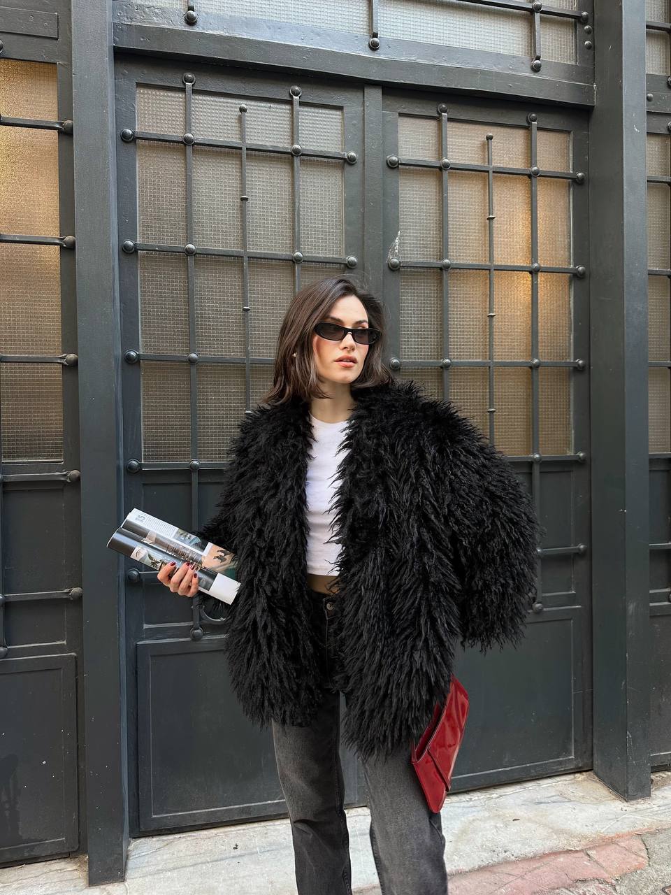 Deve Tüylü Teddy Kürk Büyük Boy Mont - Siyah