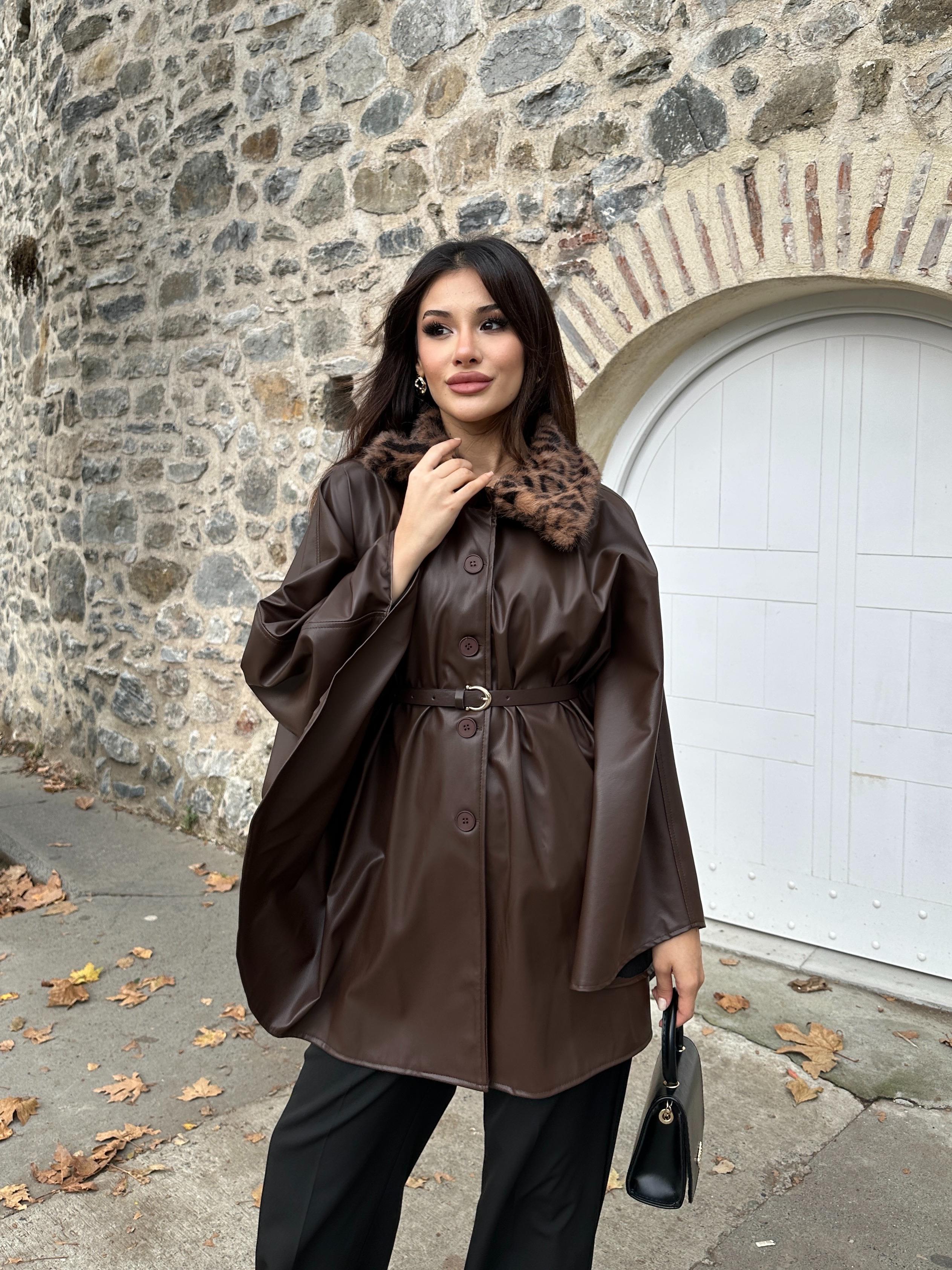 Leopar Kürk Yaka Deri Görünümlü Düğmeli Kemerli Abiye Panço Ceket Siyah - Kahverengi