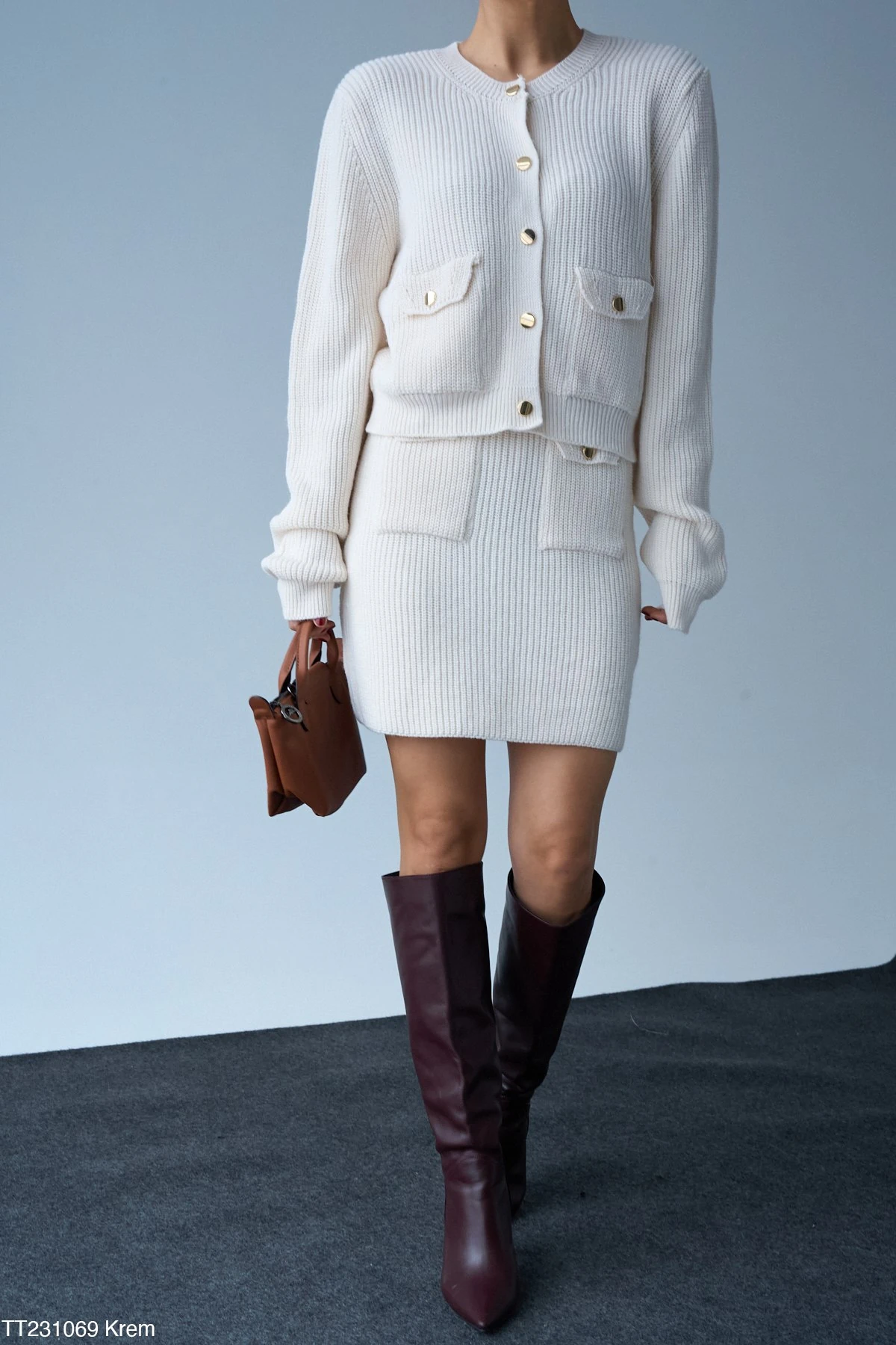 Gold Düğmeli Triko Mini Etek ve Hırka Takımı