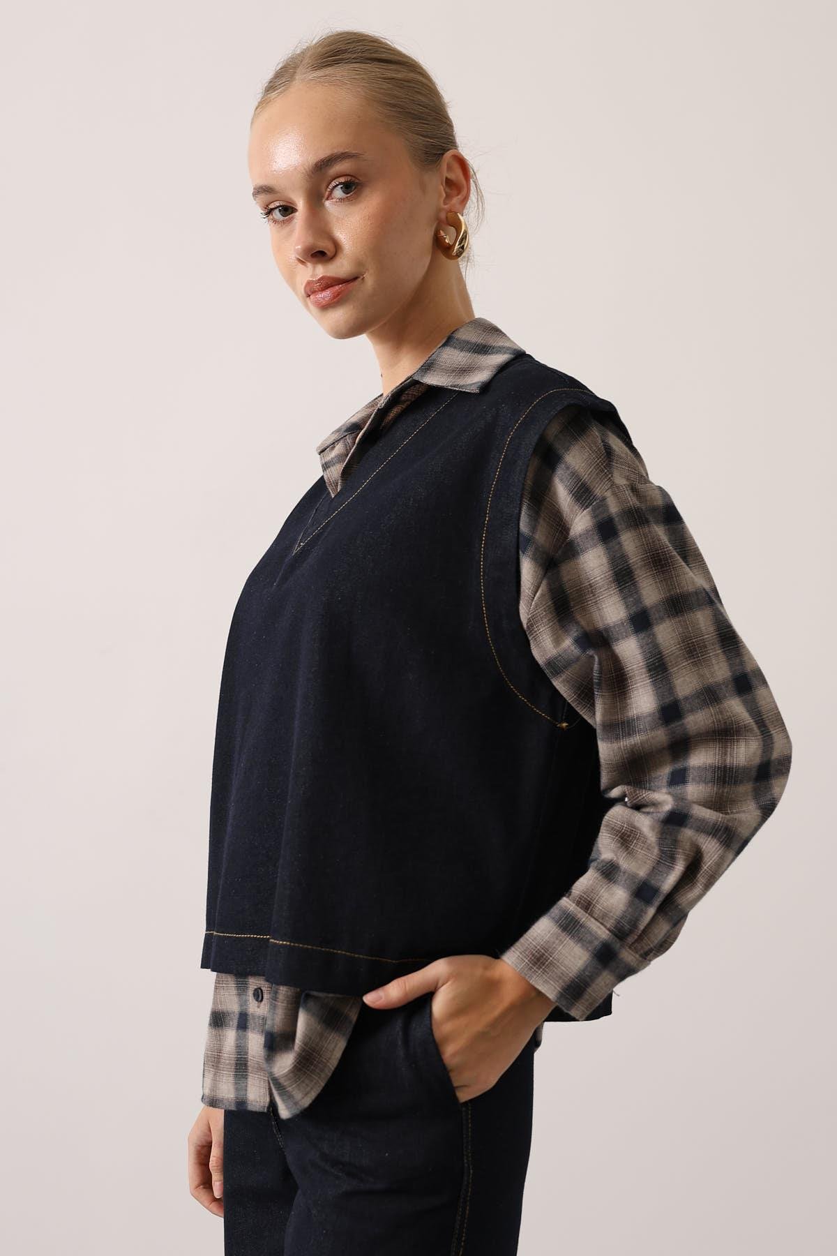 Kadın Denim İkili Takım V Yaka Kot Yelek ve Yüksek Bel Geniş Paça Pantolon Kot Takım