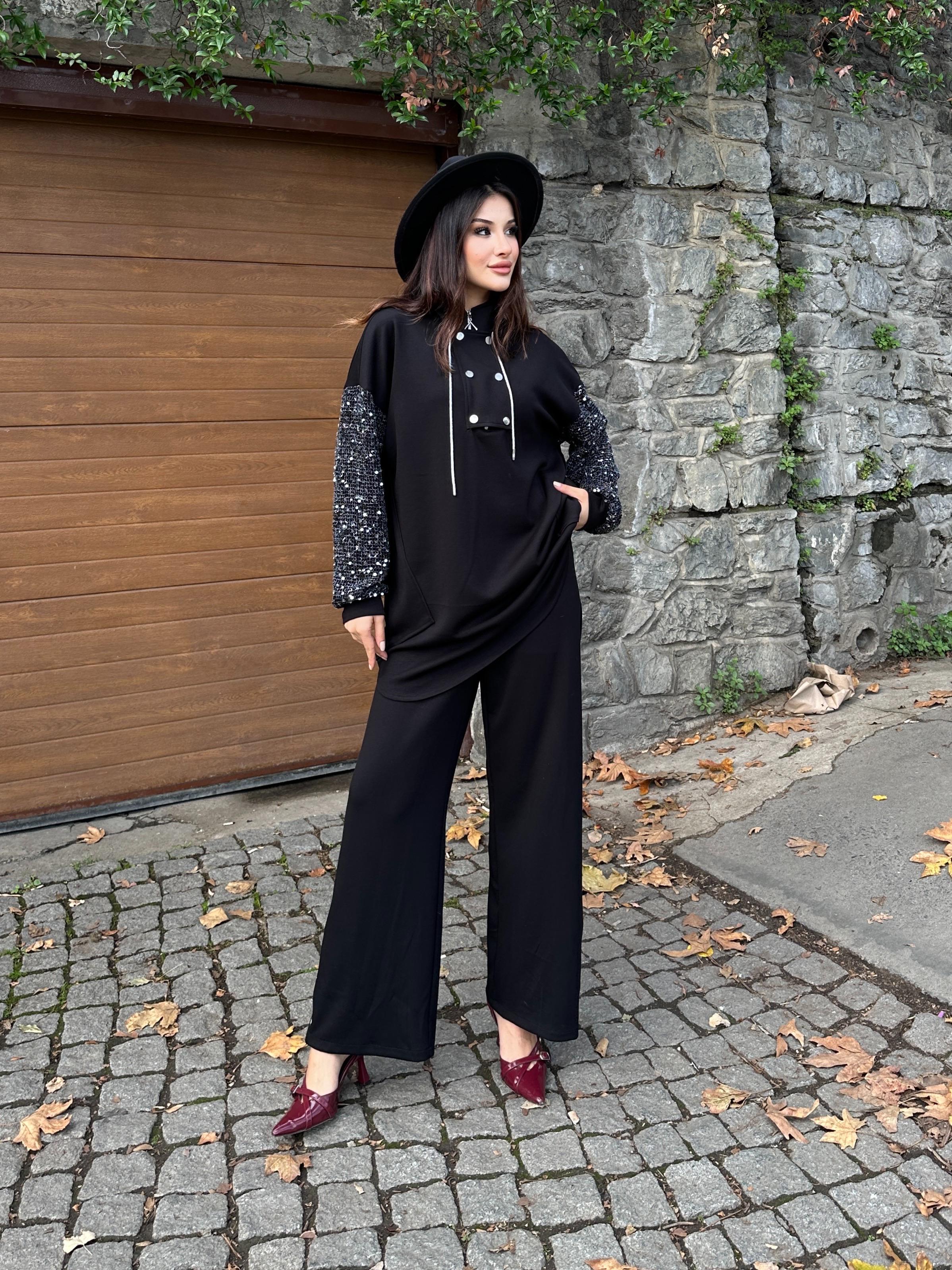 Kadın Siyah Payetli Kol Detaylı Uzun Tunik Kazak Yarım Fermuarlı Bol Kesim