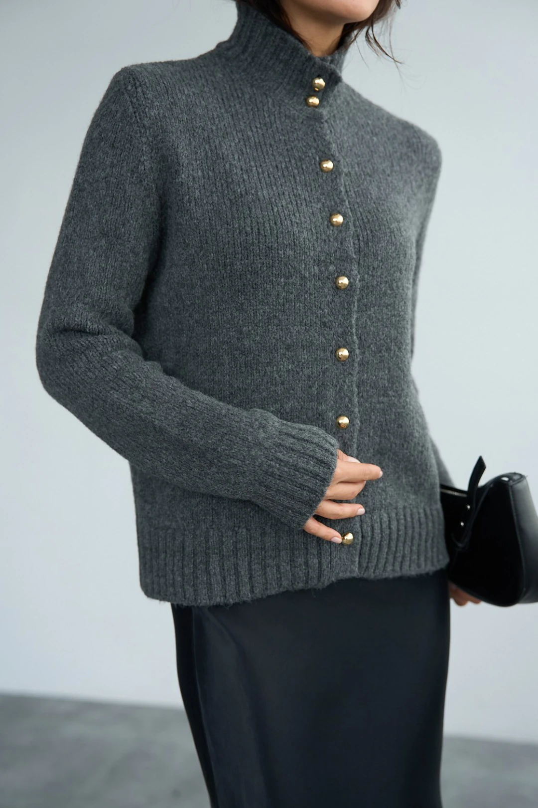 Yakalı ve Gold Düğmeli Triko Hırka Ceket