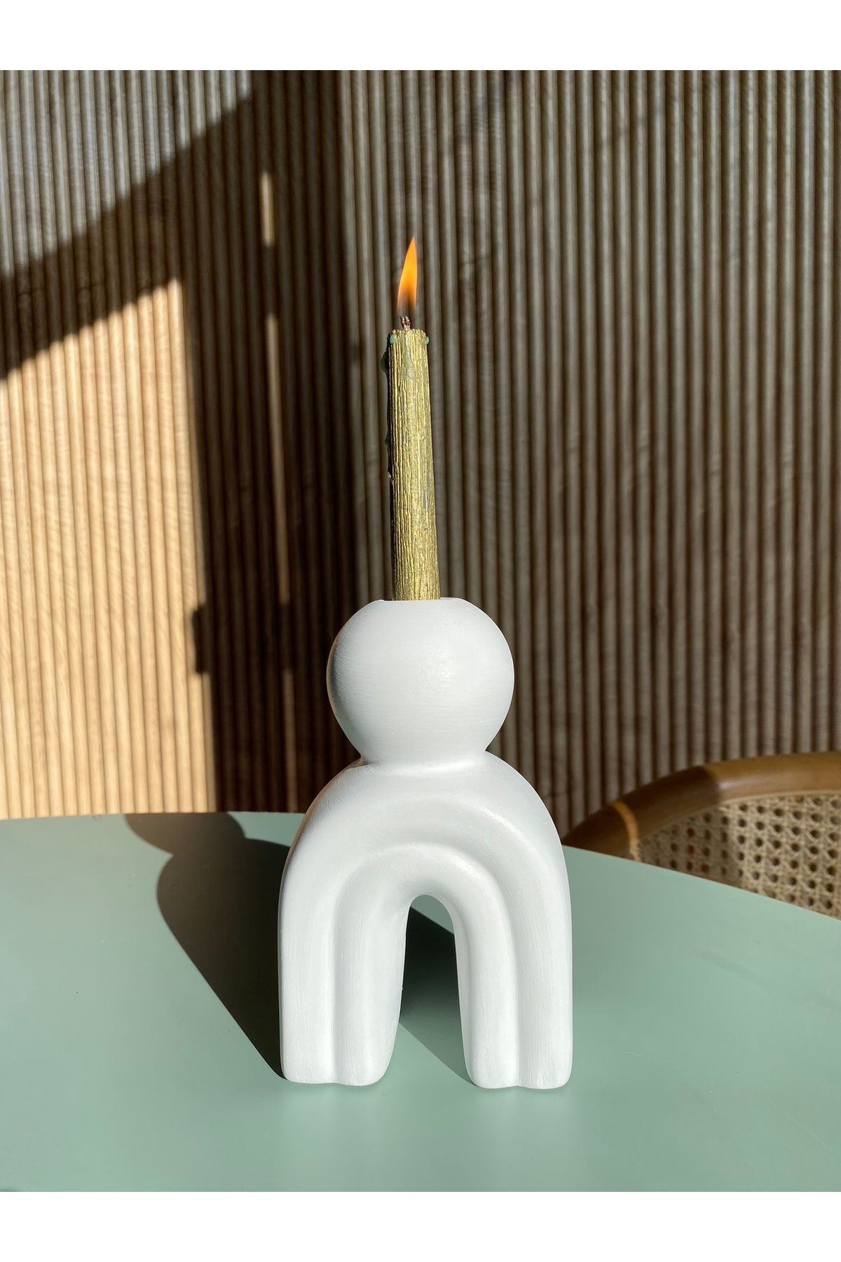 Seramik El Yapımı Mumluk | Beyaz Renk | Boy:16cm En:10cm |