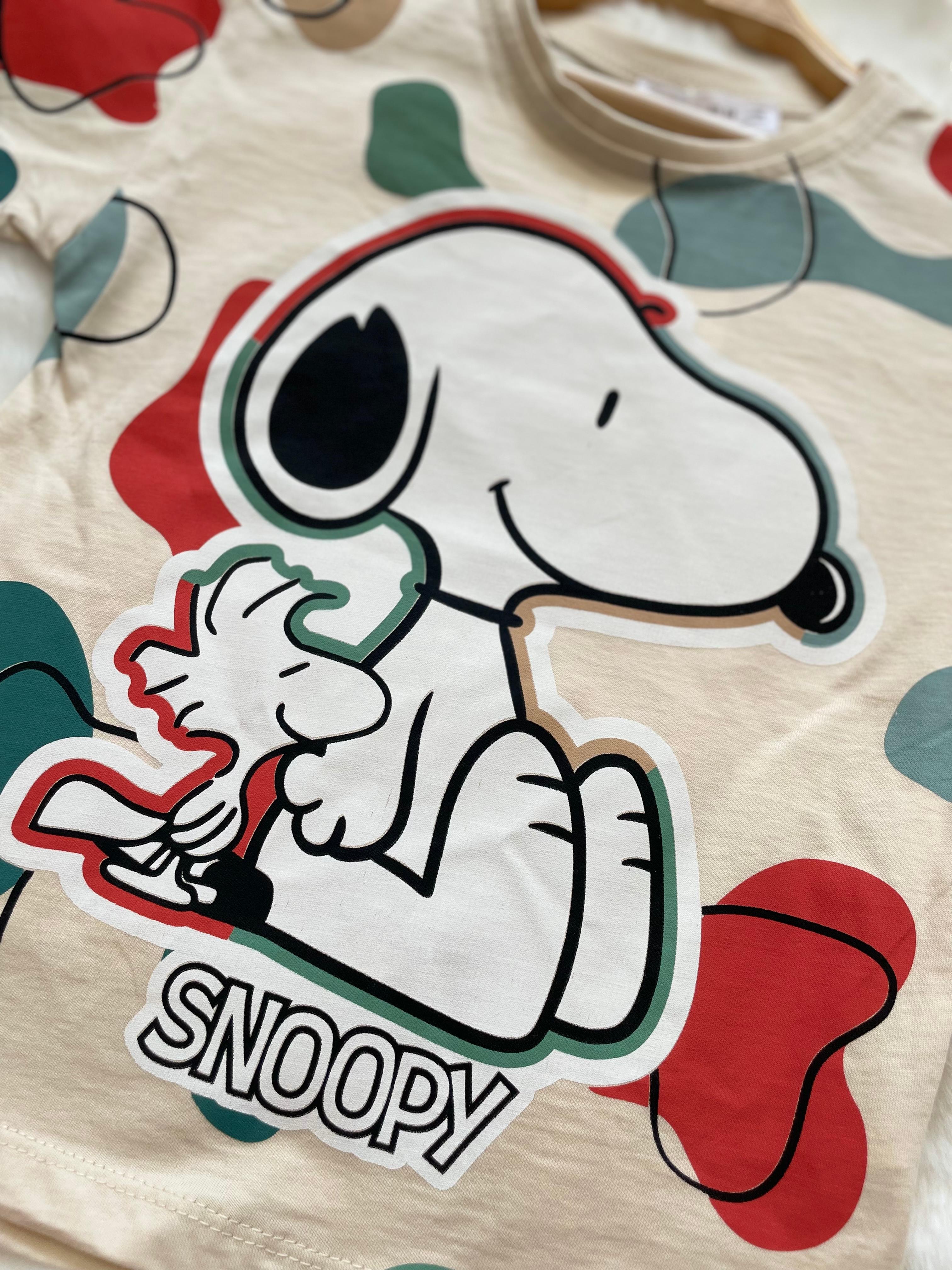 Snoopy Baskılı Orijinal Marka İkili Şortlu Takım Renkli