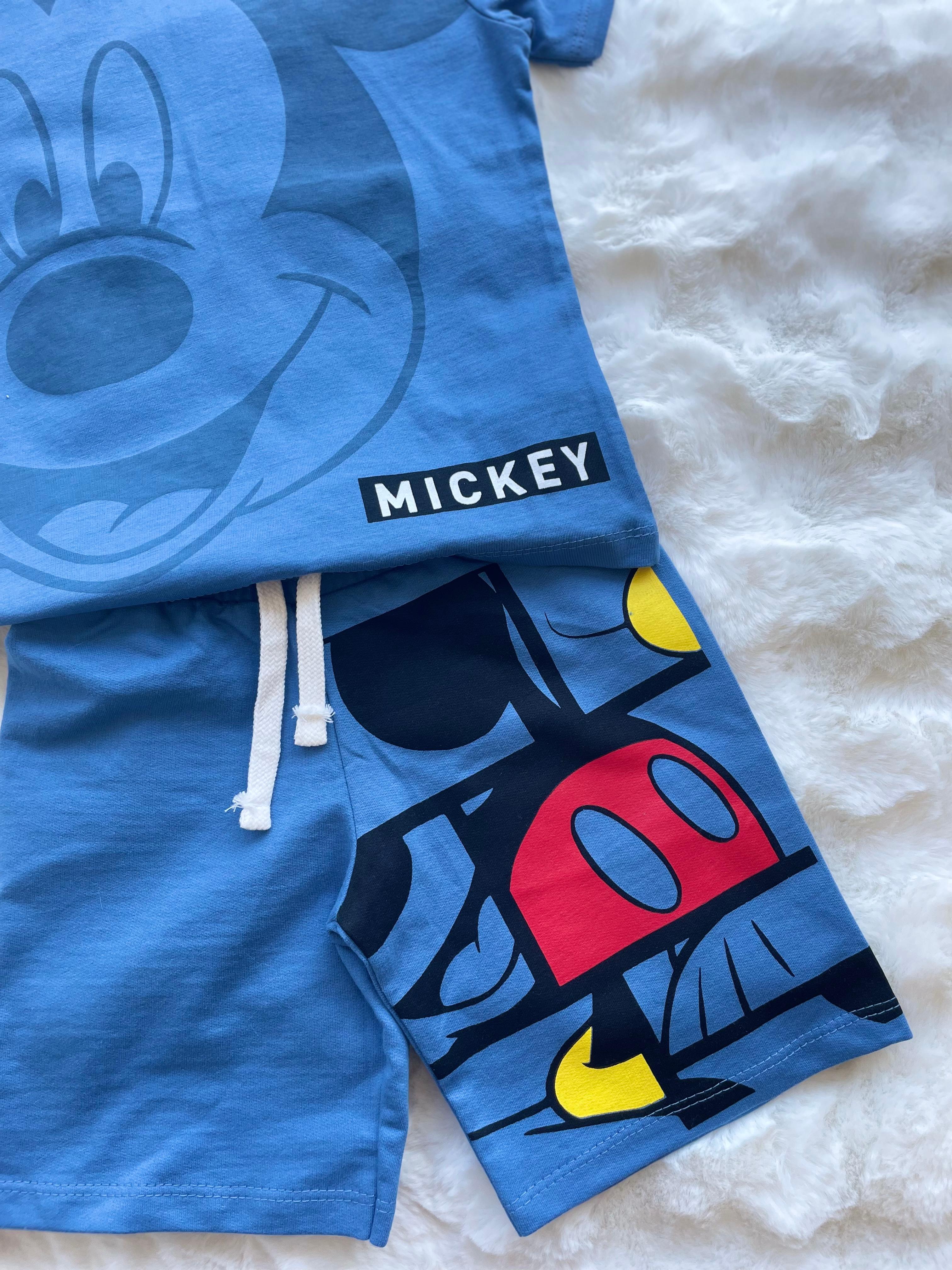 Mickey Mouse Sırt Baskılı Şortlu İkili Takım