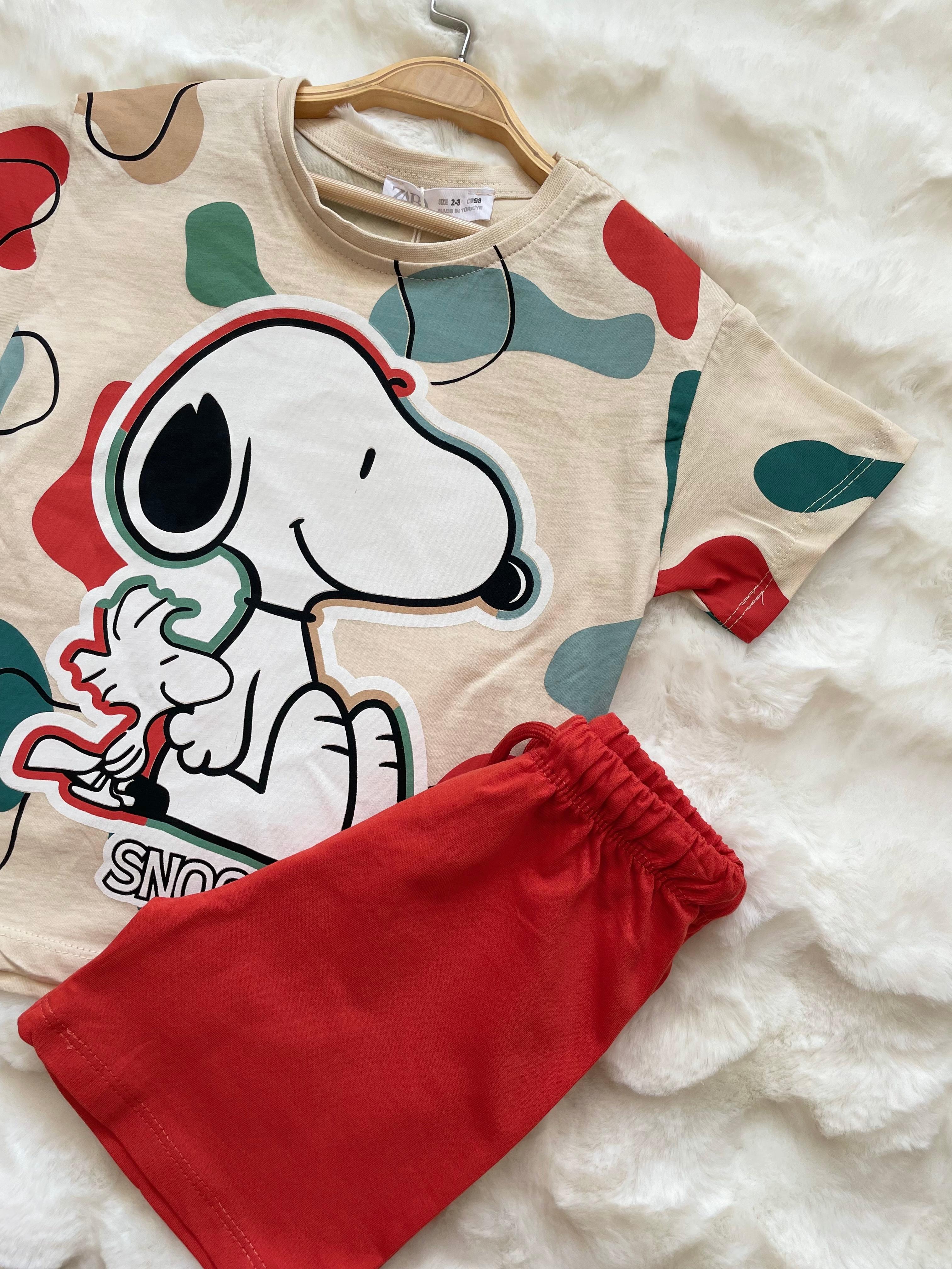 Snoopy Baskılı Orijinal Marka İkili Şortlu Takım Renkli