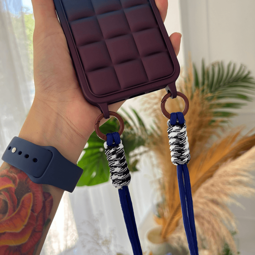 Mat Mavi-Mor Geçiş Renkli Askılı Telefon Kılıfı
