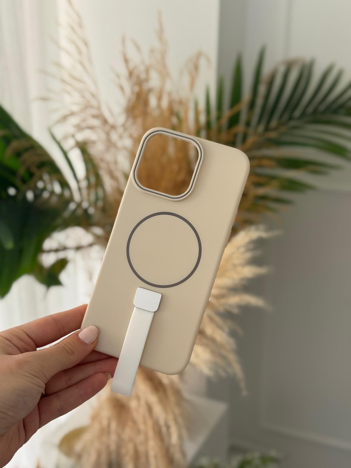 Mika Magsafe Silikon Tutuculu Çöl Titanyum Kılıf