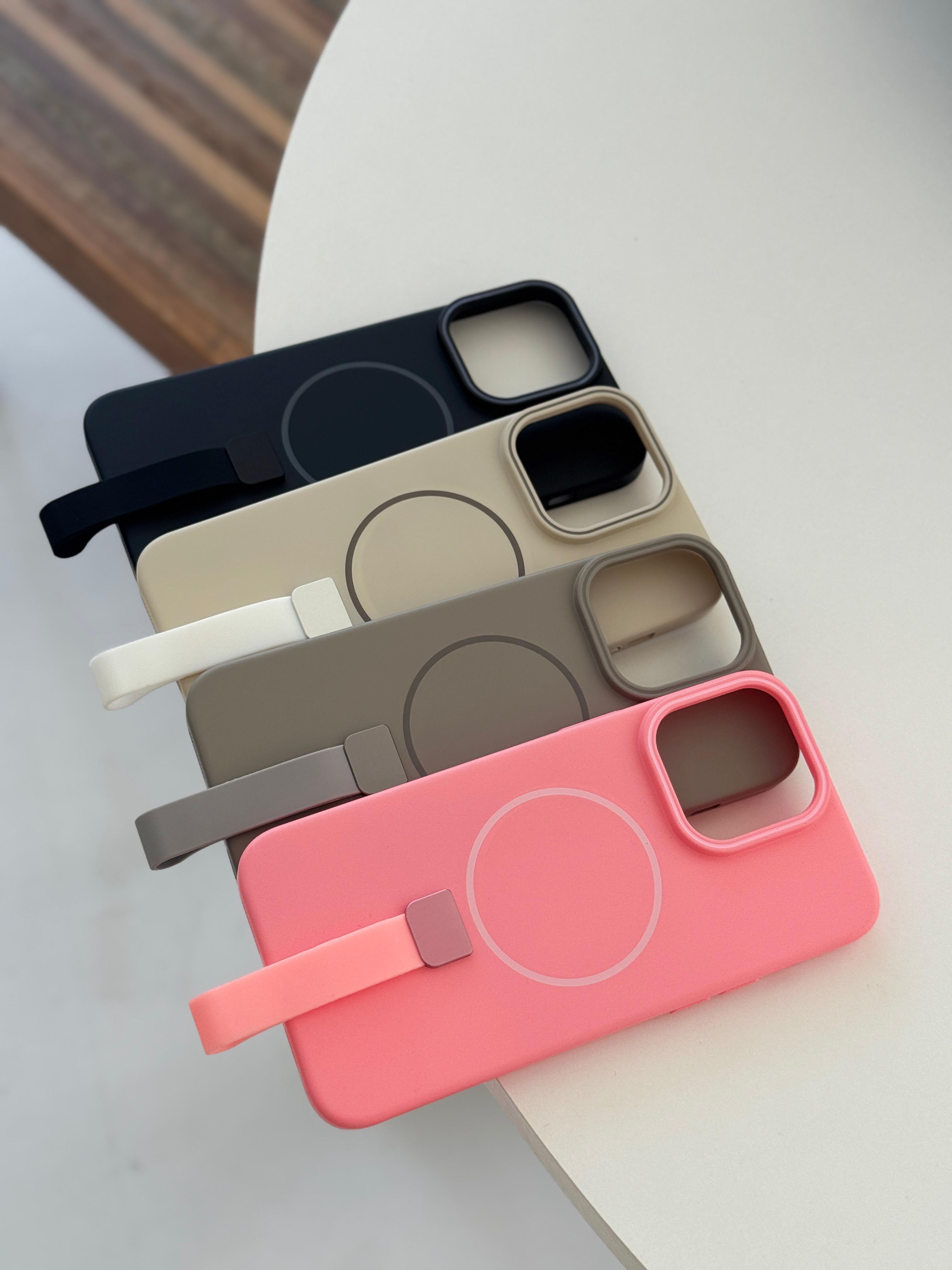 Mika Magsafe Silikon Tutuculu Pembe Kılıf