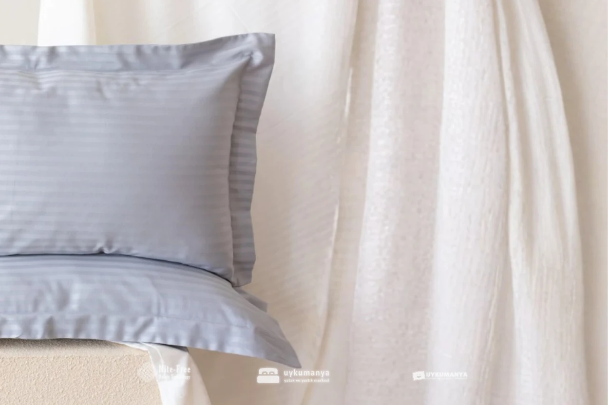 Uykumanya Otel Serisi Lüks Çizgili Saten Oxford Yastık Kılıfı (2 Adet, Gri)