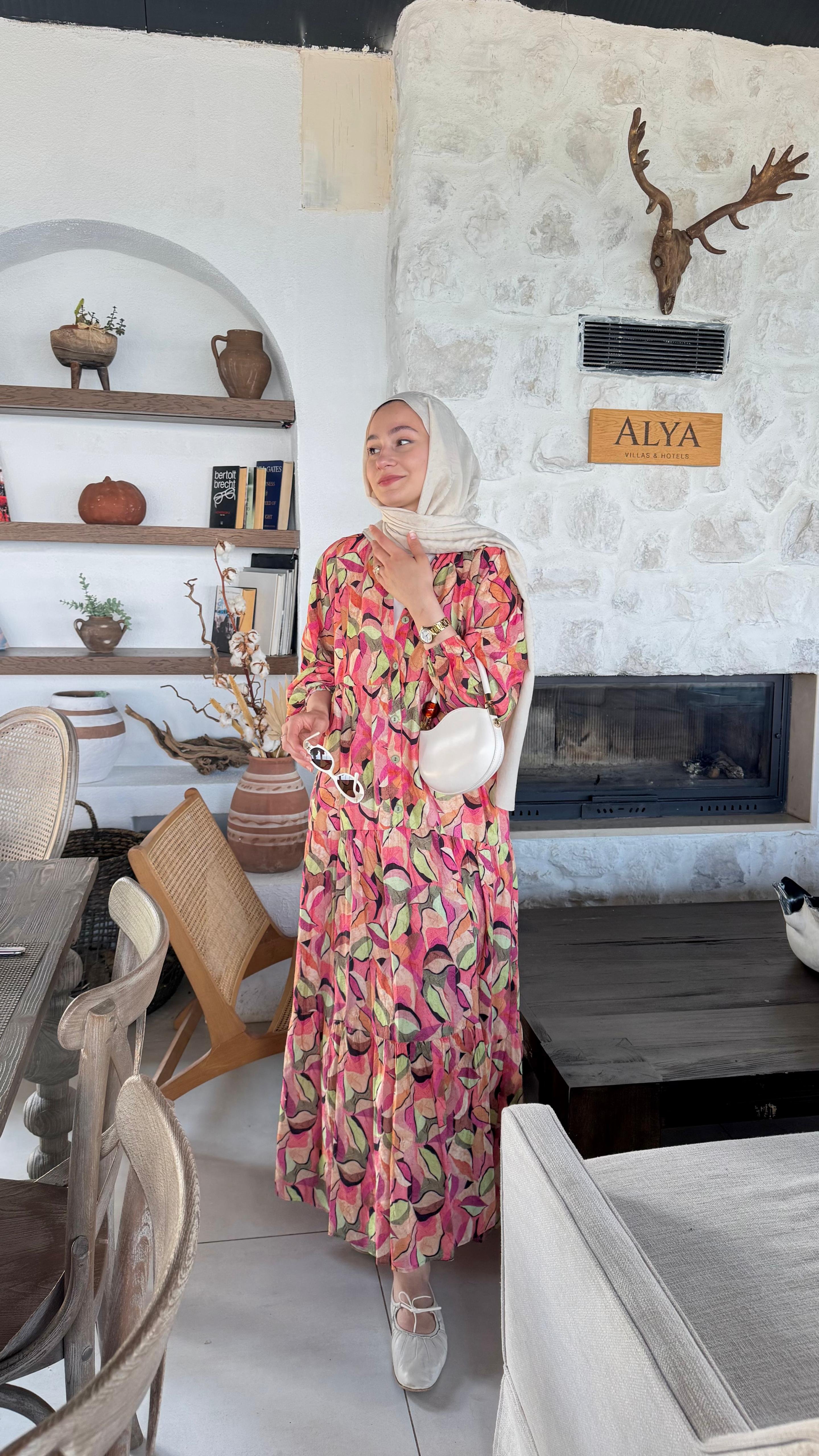 Zeyna Elbise