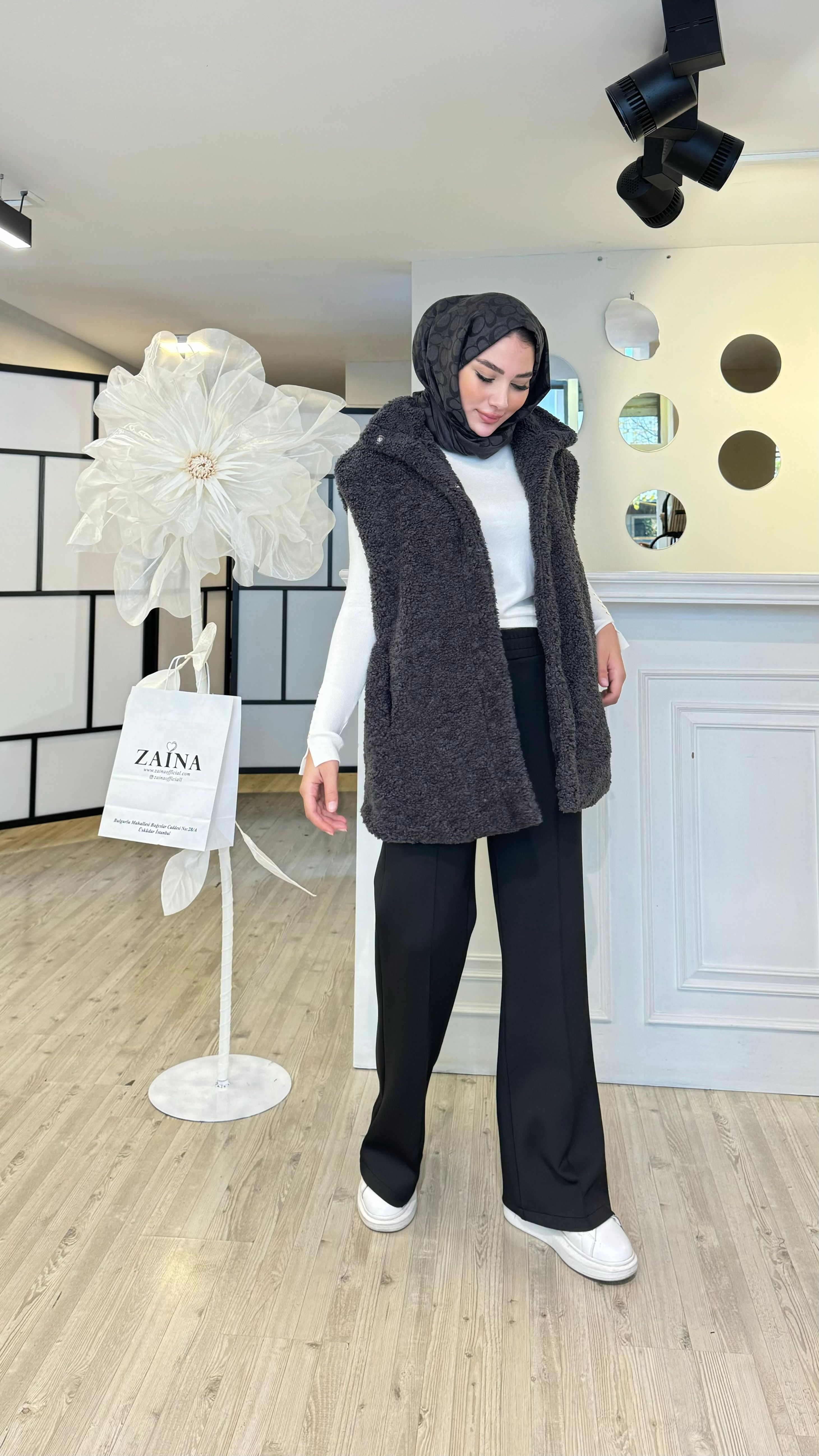 Peluş Yelek